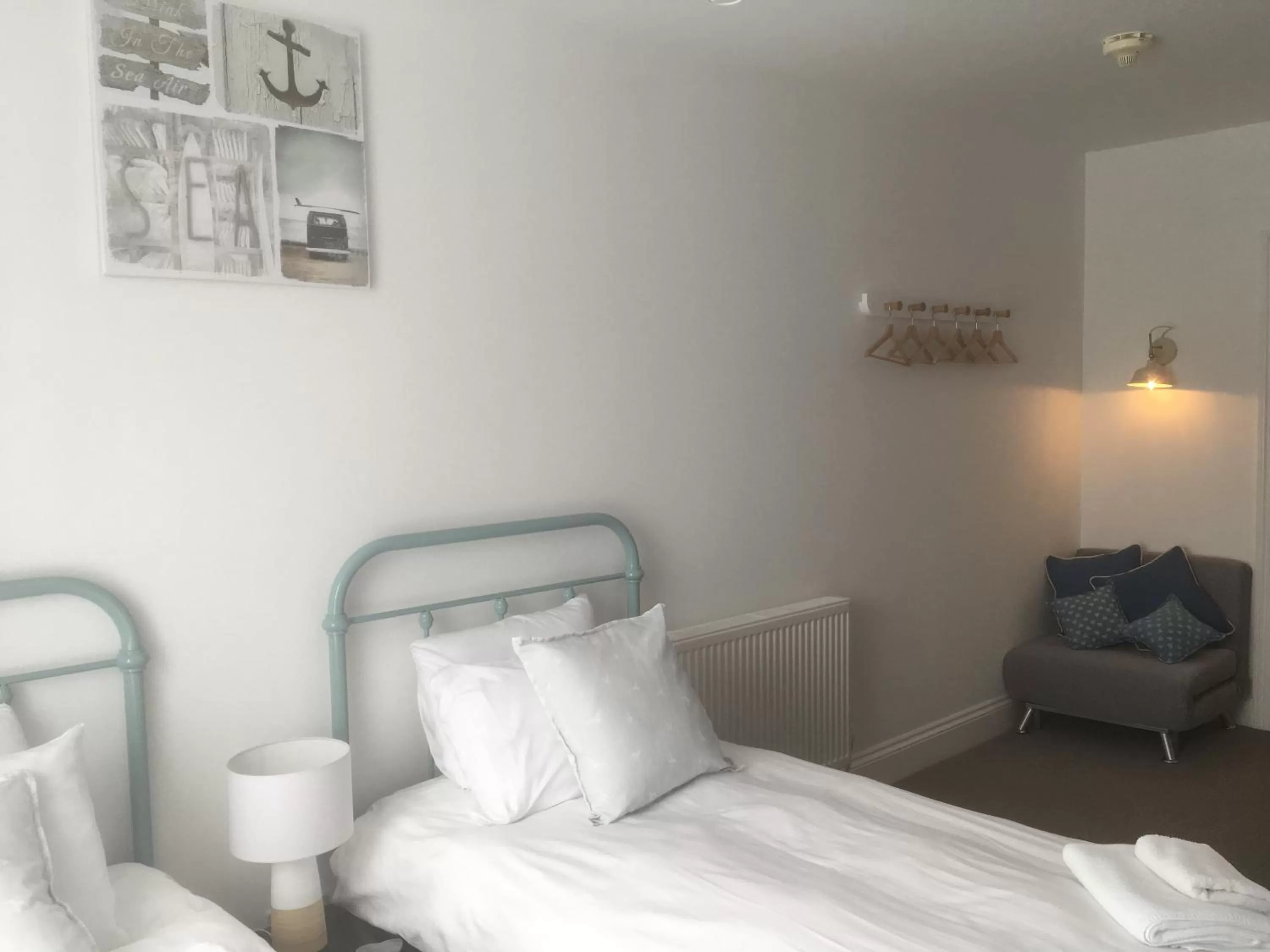 Bed in Portreath Arms