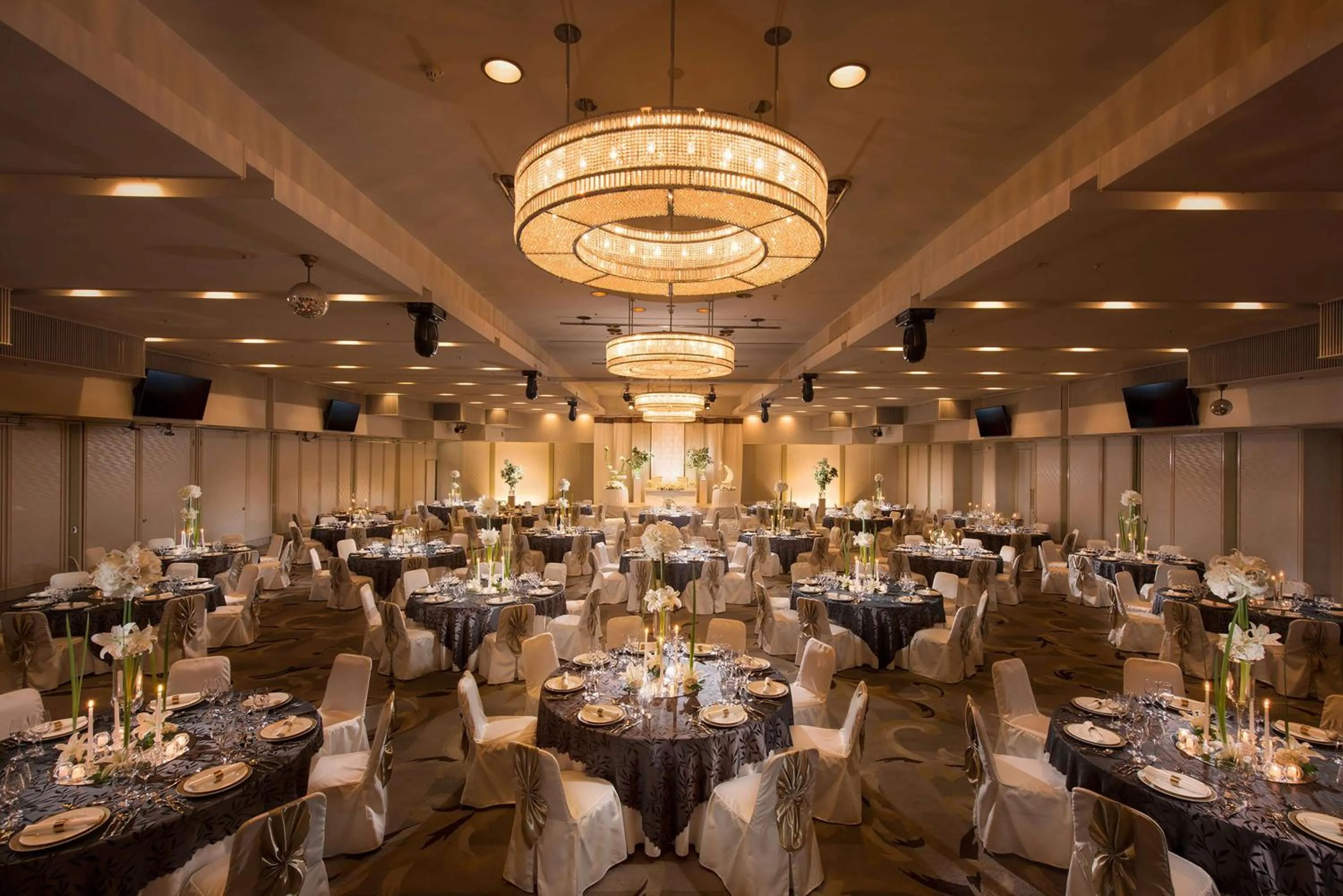 Meeting/conference room in DoubleTree by Hilton Naha Shuri Castle