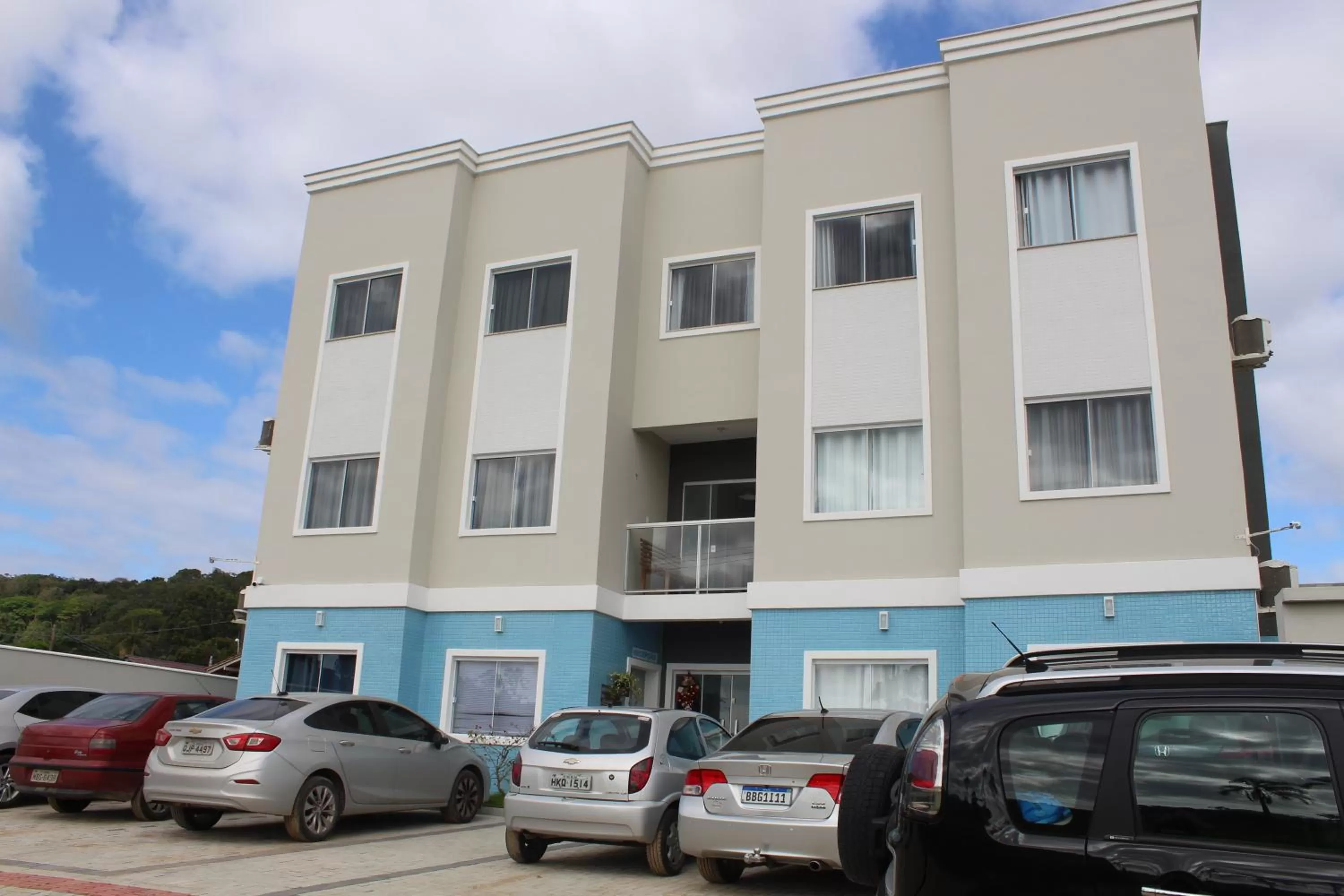 Property building in Hotel e Pousada Magic