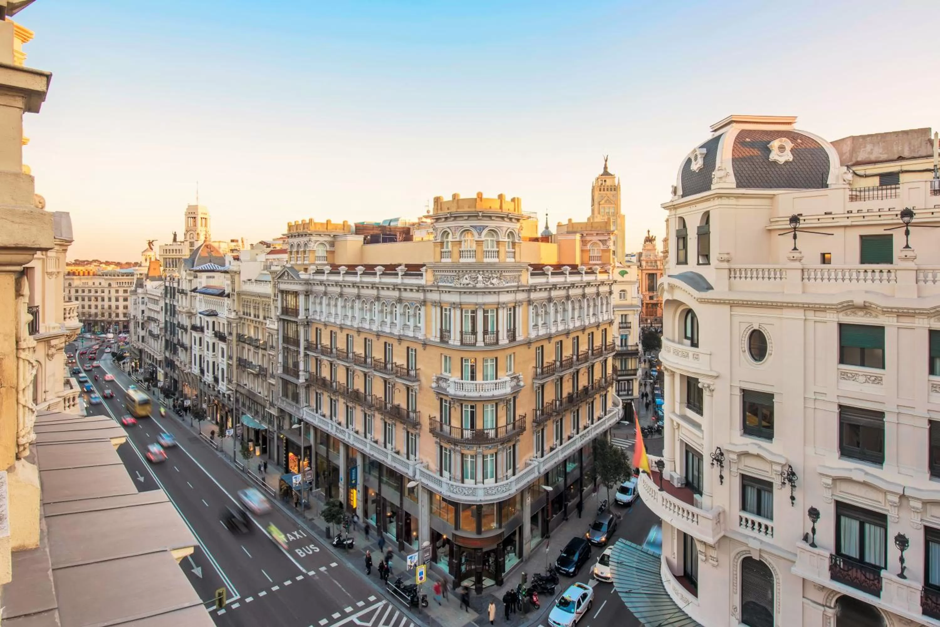Facade/entrance in Iberostar Las Letras Gran Via
