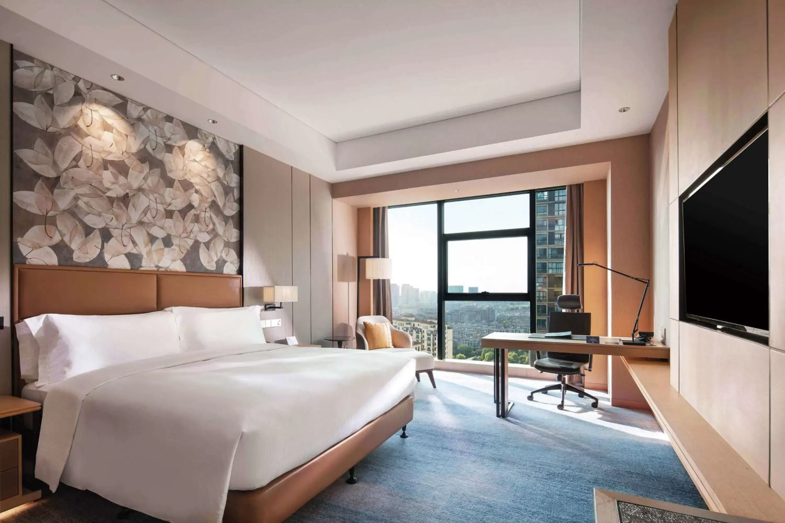 King Guest Room in Doubletree By Hilton Yangzhou King Guest Room in Doubletree By Hilton Yangzhou