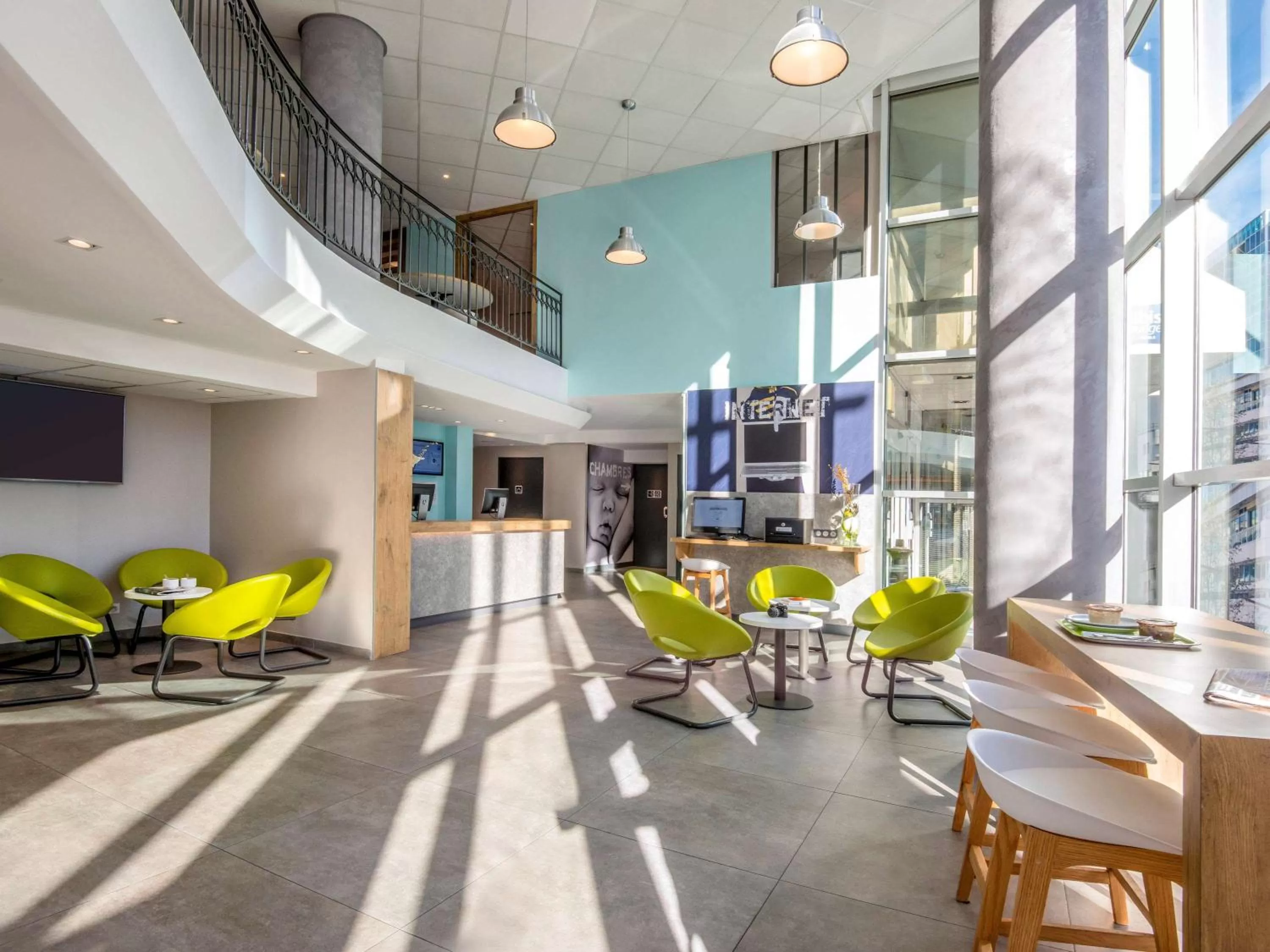 Property building in ibis budget Nice Californie Lenval