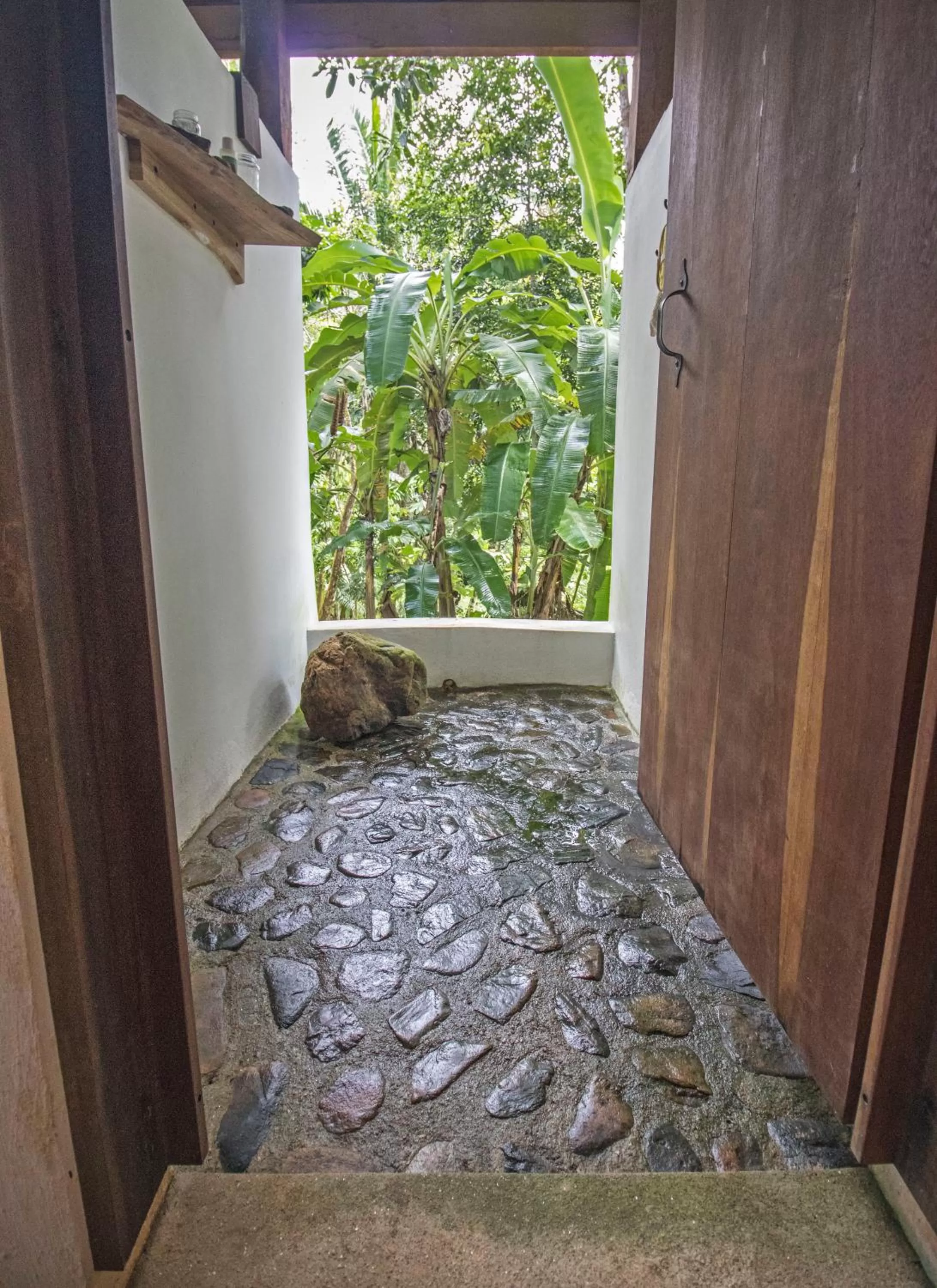 Shower, Bed in Sattva Land