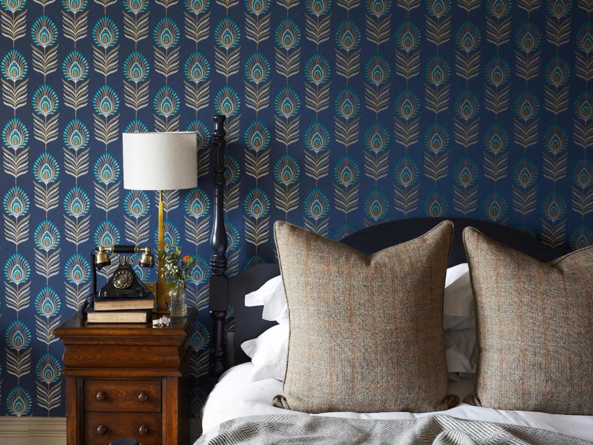 Bed in The Roseate Edinburgh - Small Luxury Hotels of the World