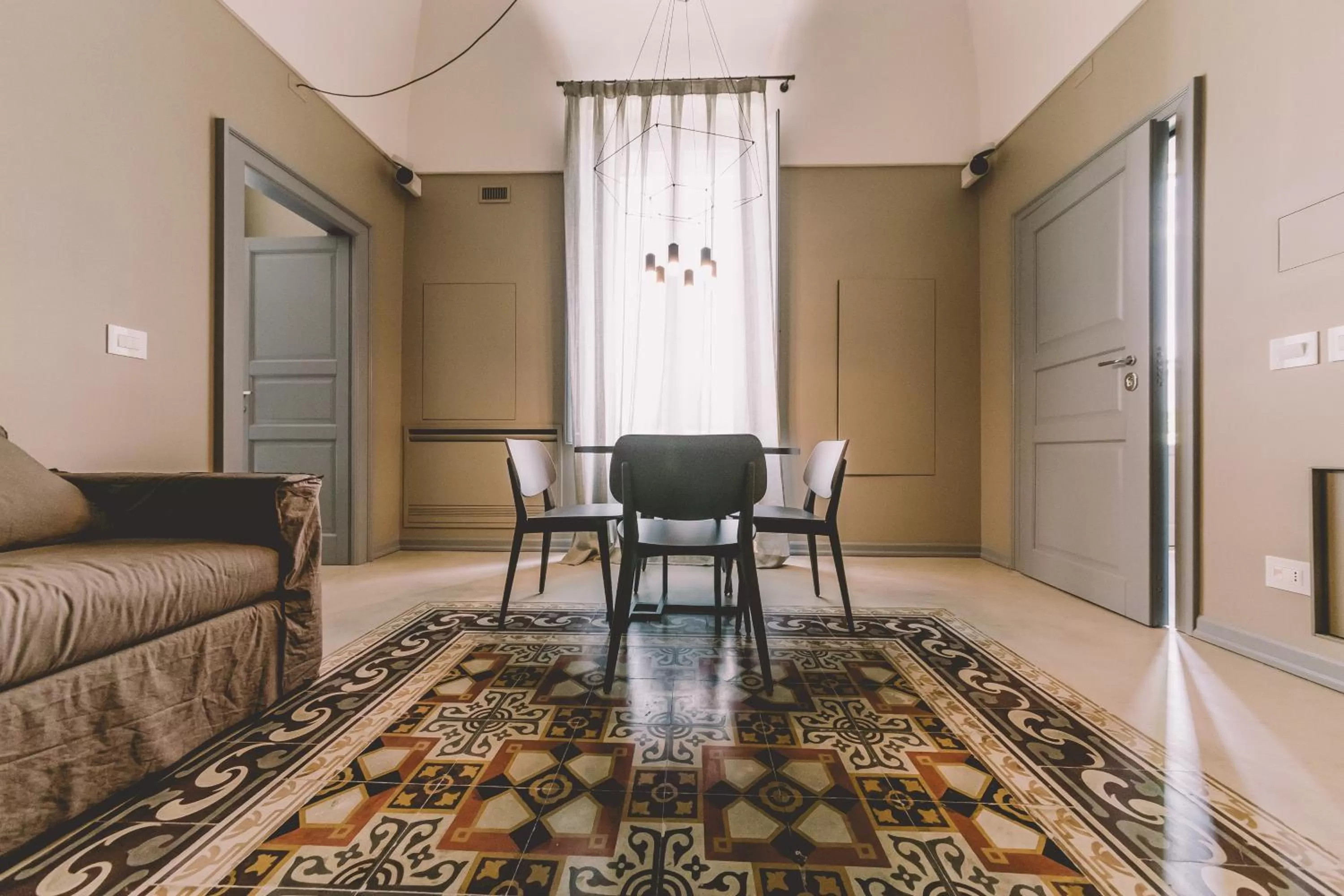 Seating area in Cinquevite