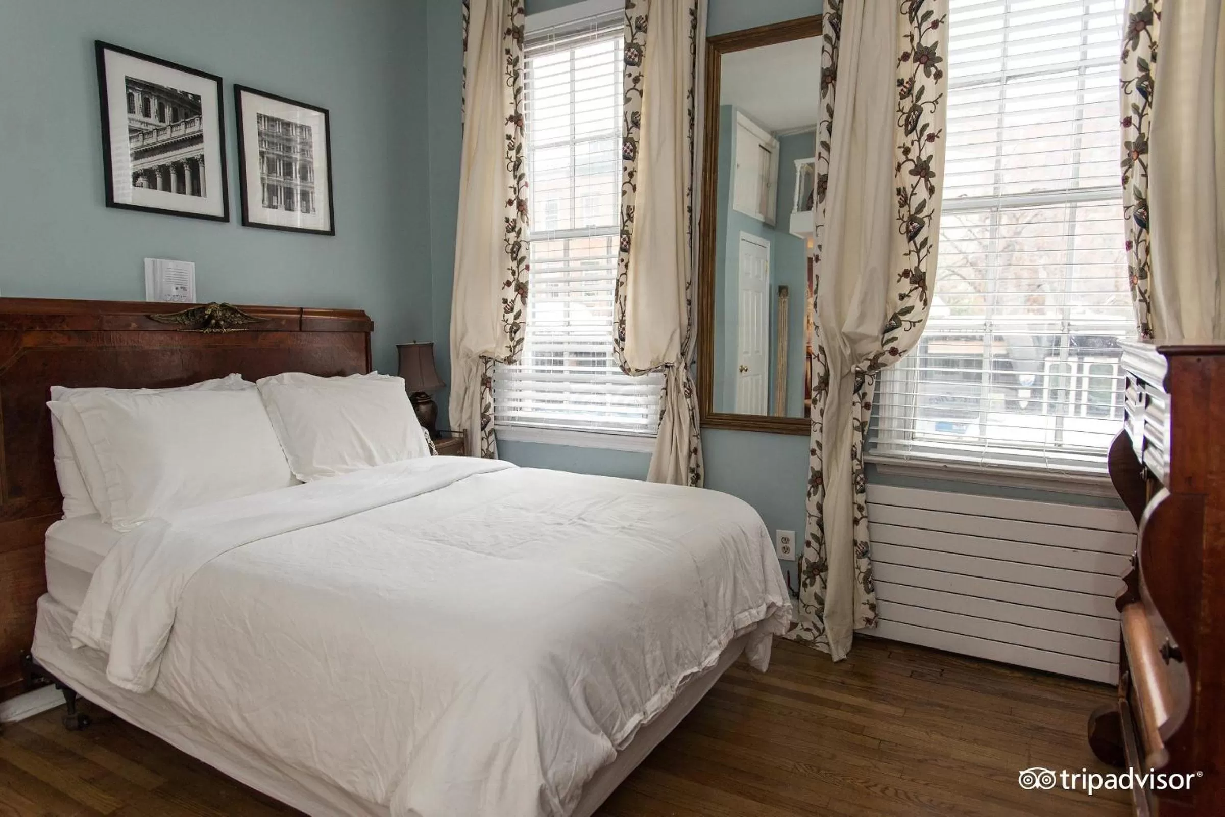 Bedroom, Bed in Incentra Village Hotel