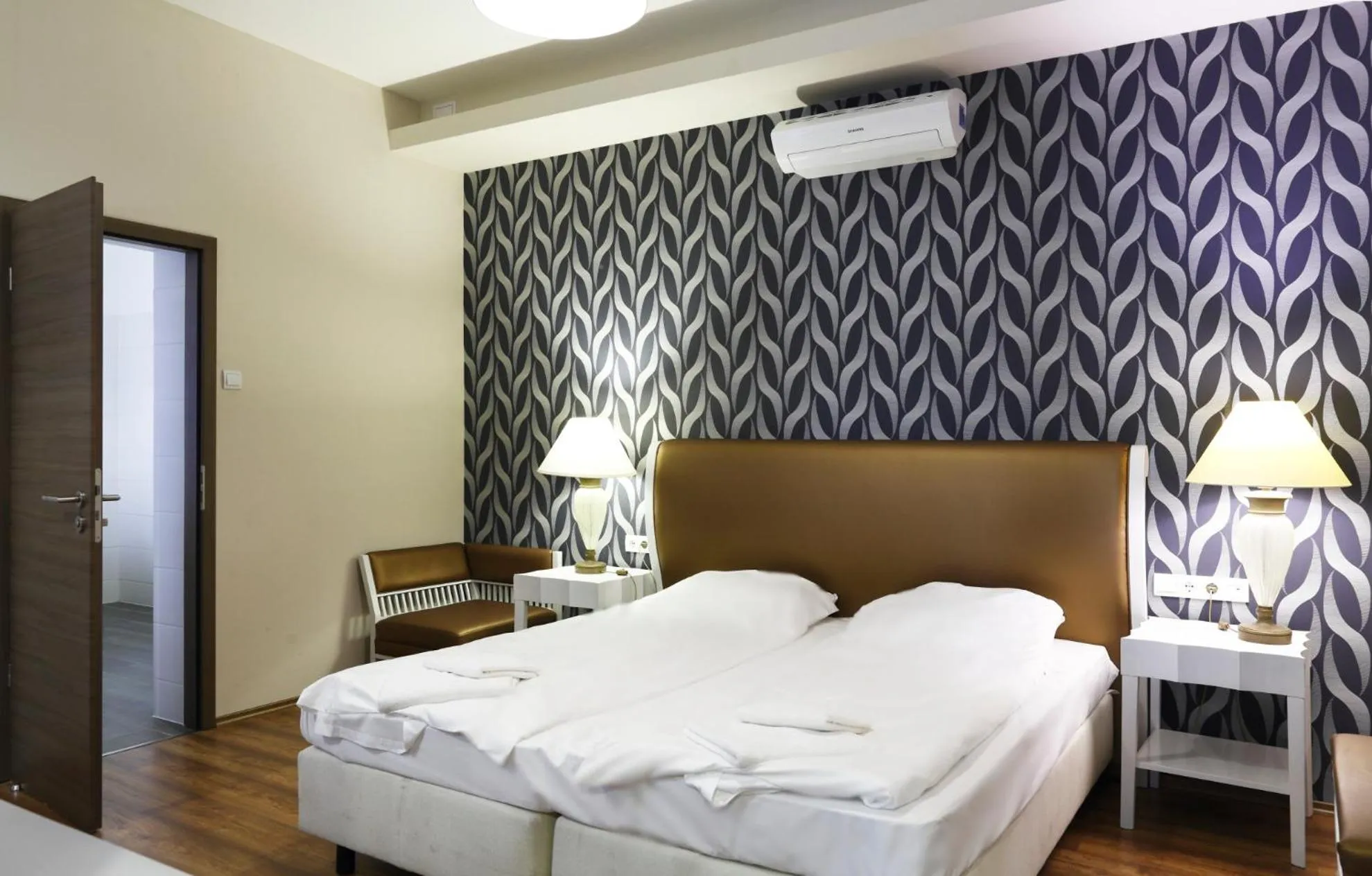 Bedroom, Bed in House Octogon