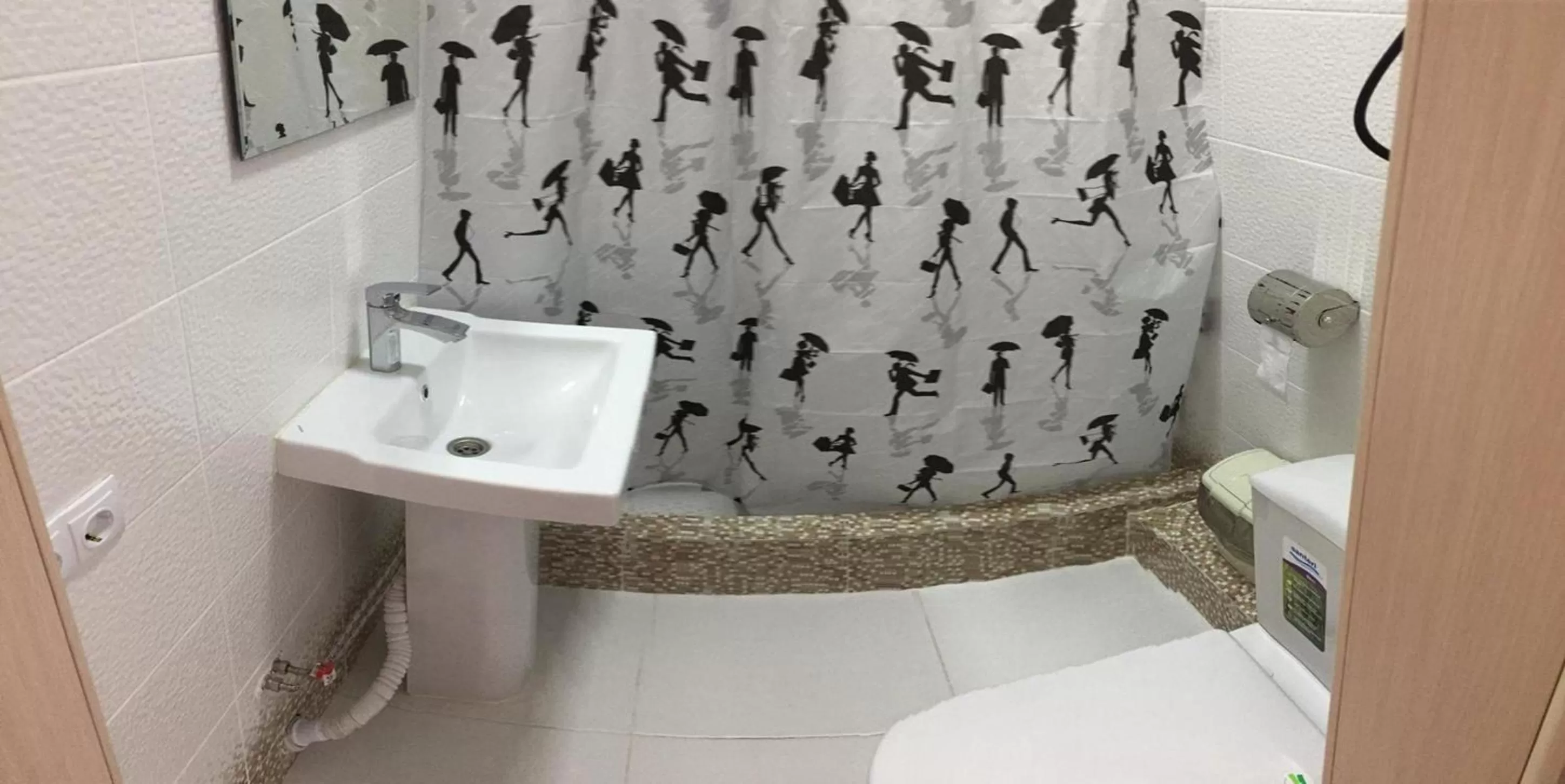 Bathroom in WHITE HOTEL & HOSTEL