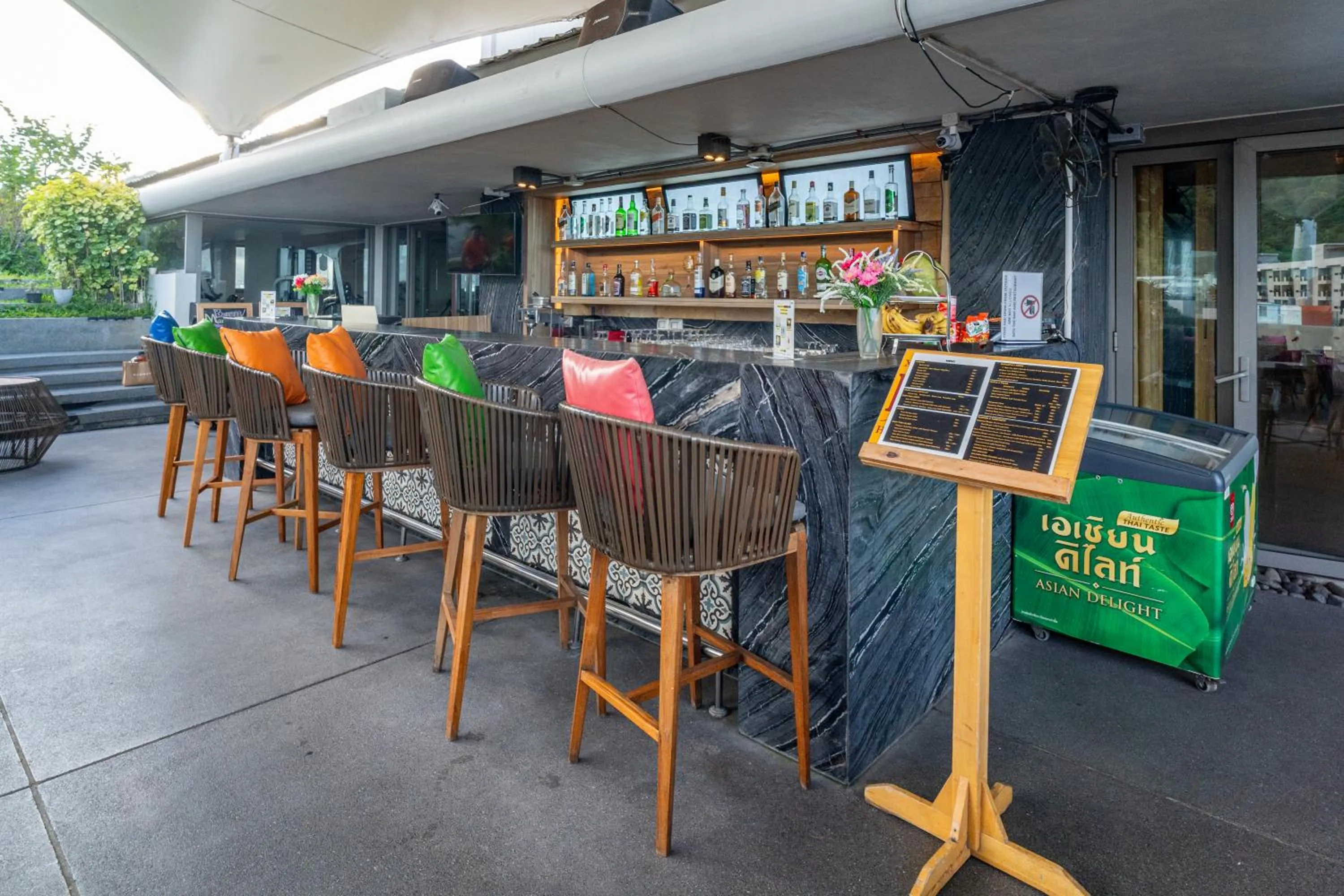 Restaurant/places to eat in Mercure Phuket Patong Journeyhub