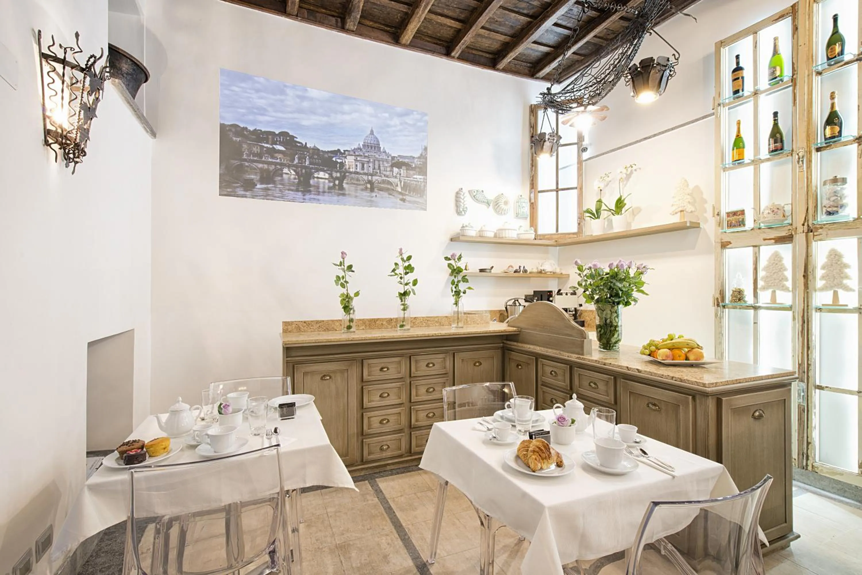 Restaurant/places to eat in Domus Libera