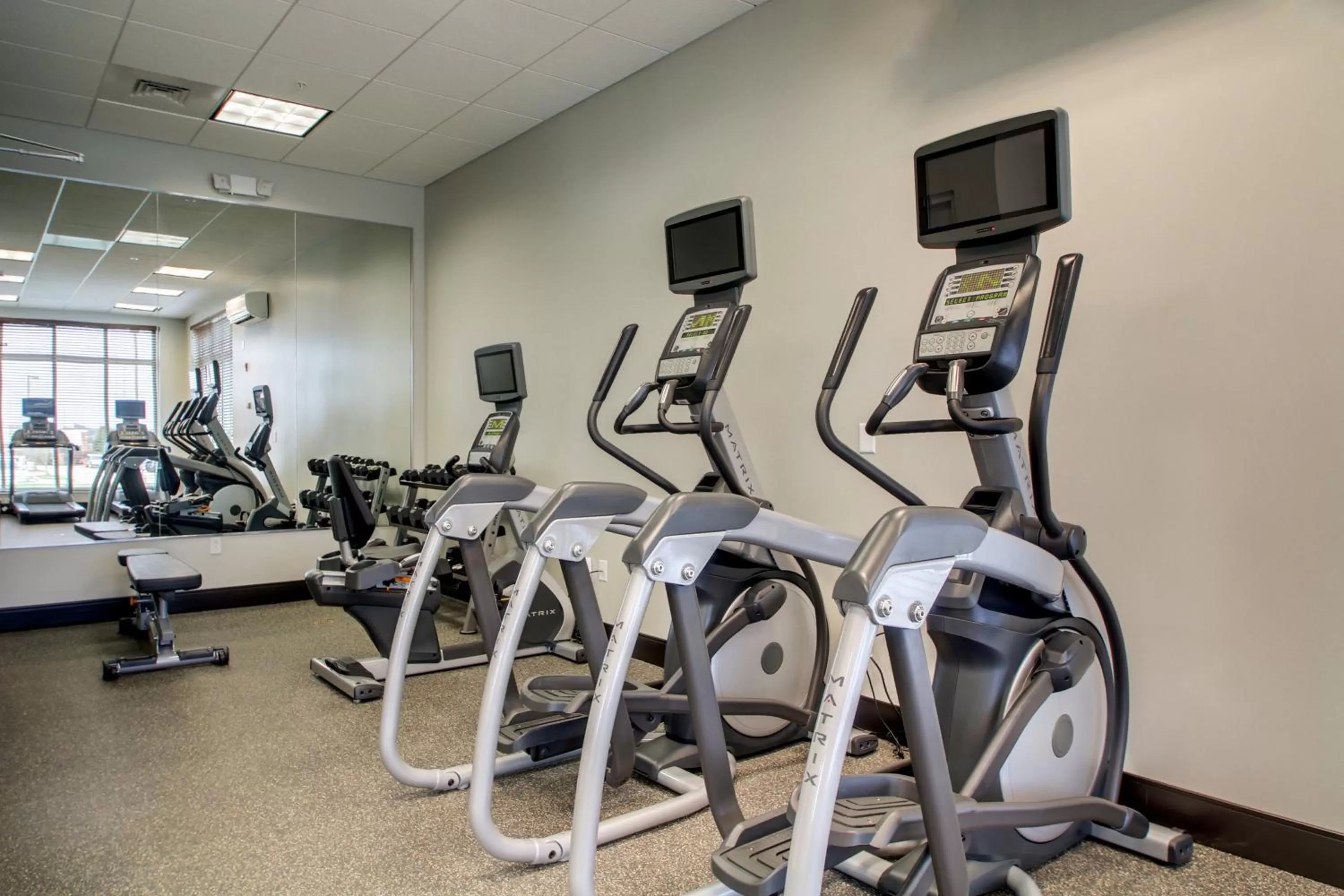 Fitness centre/facilities in Holiday Inn & Suites Peoria at Grand Prairie by IHG