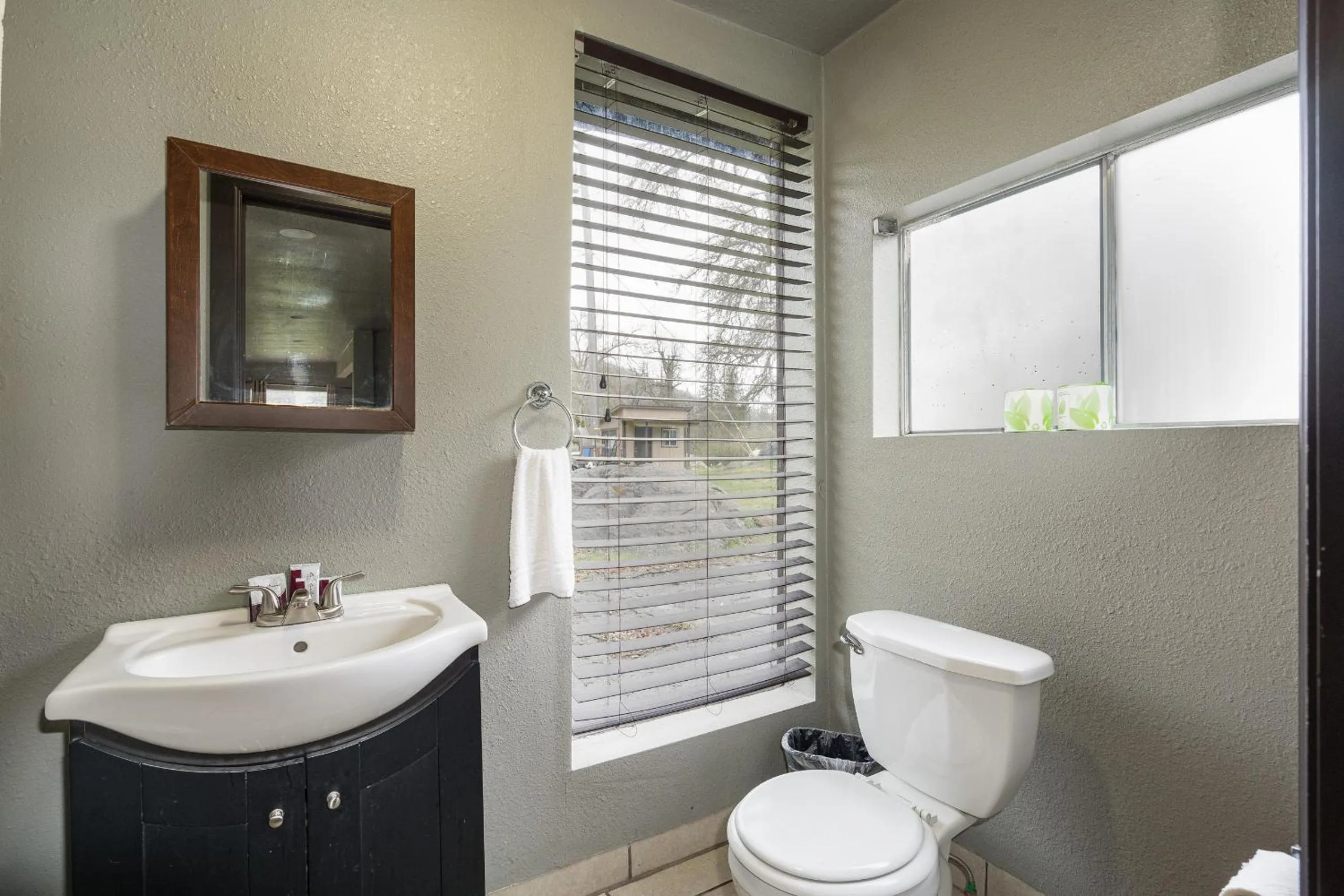 Mountain Trail Lodge and Vacation Rentals