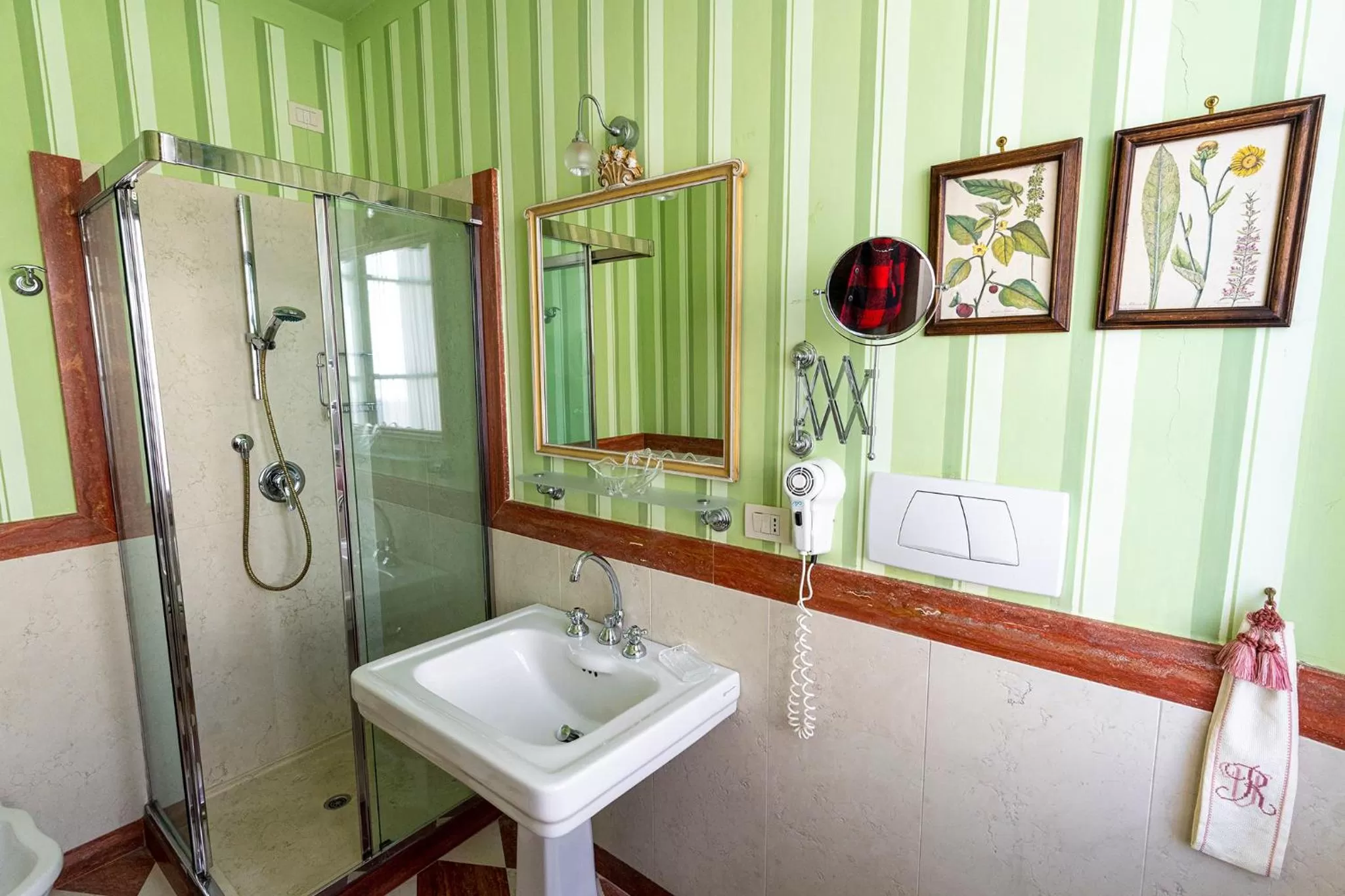 Toilet in Dimora Villa Ricci