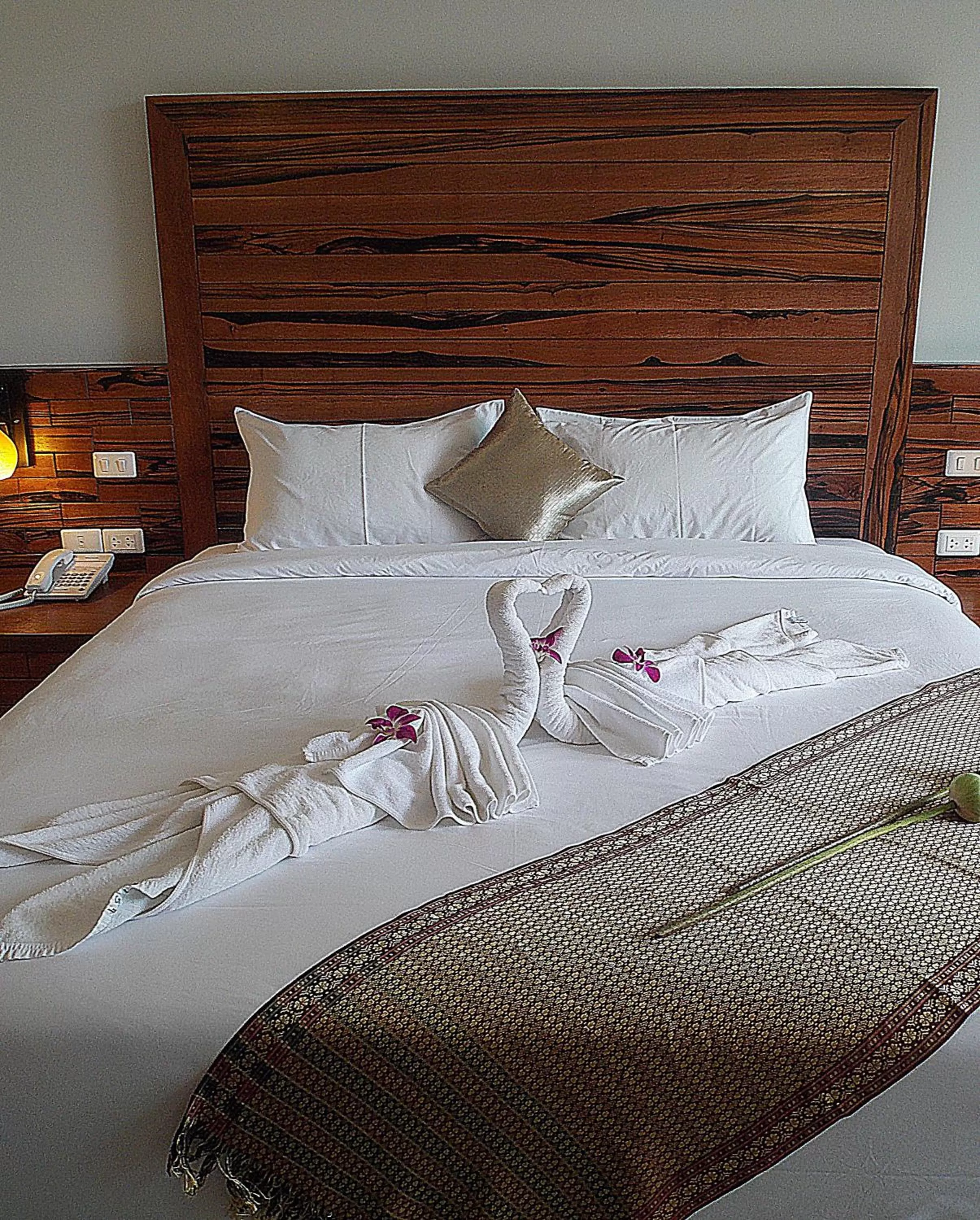 Bedroom, Bed in Pratum Resort