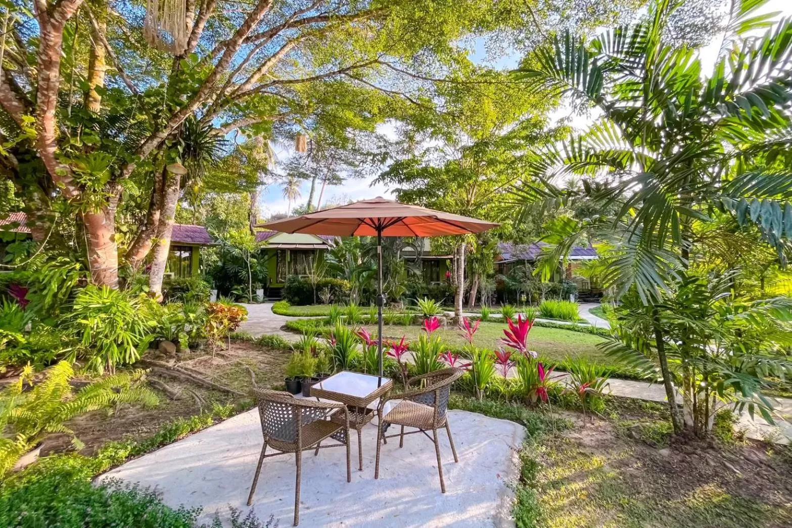 Area and facilities in Baan Bua Cottage SHA EXTRA PLUS B5510