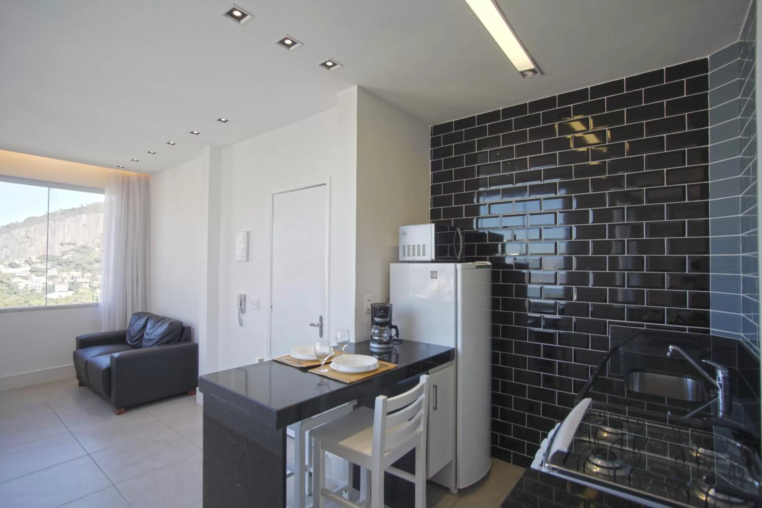 TV and multimedia, Kitchen/Kitchenette in Sugar Loft Apartments