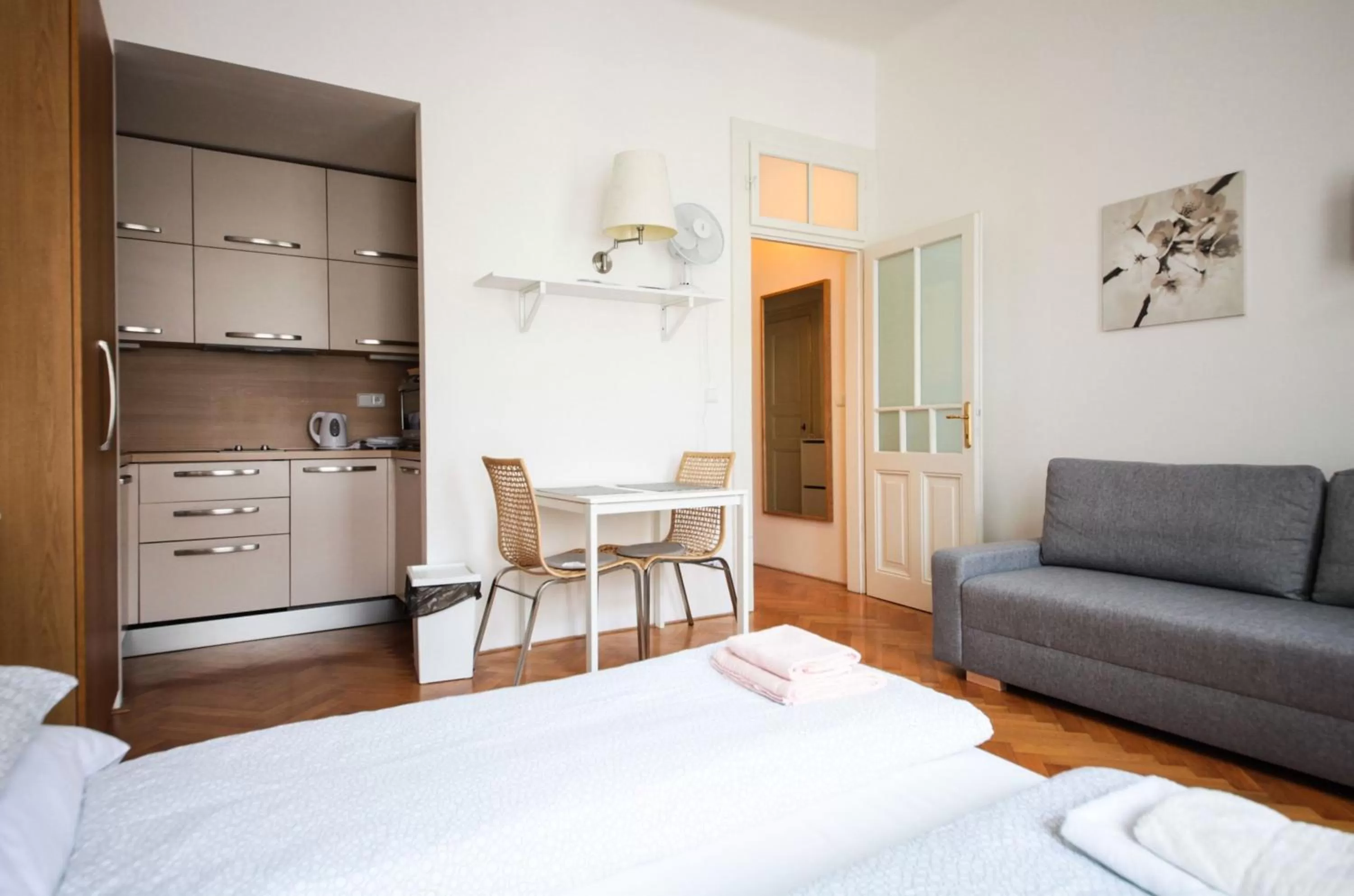 Bed in City Castle Aparthotel