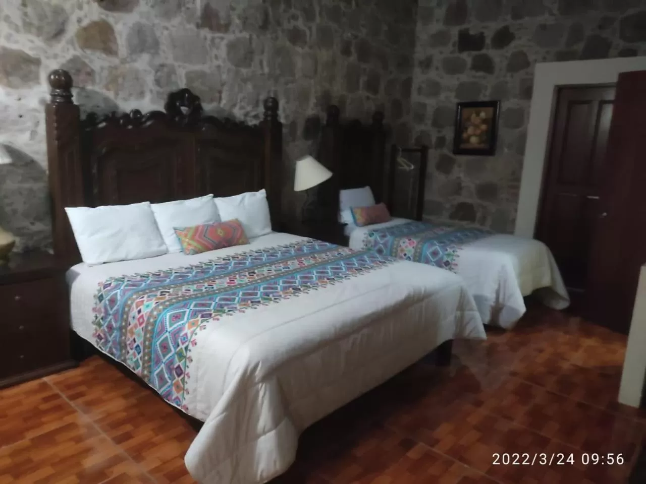 Bed in Mansion Serrano Hotel