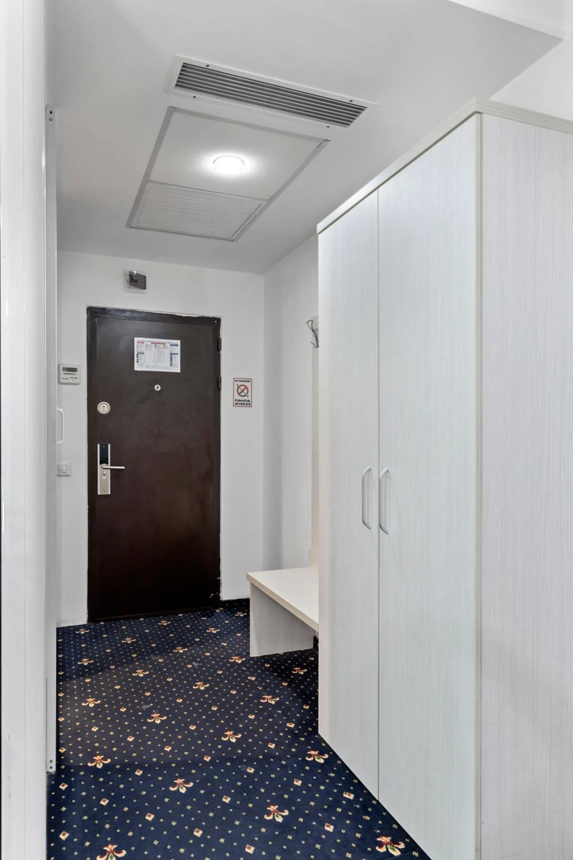 Hotel Charter Otopeni