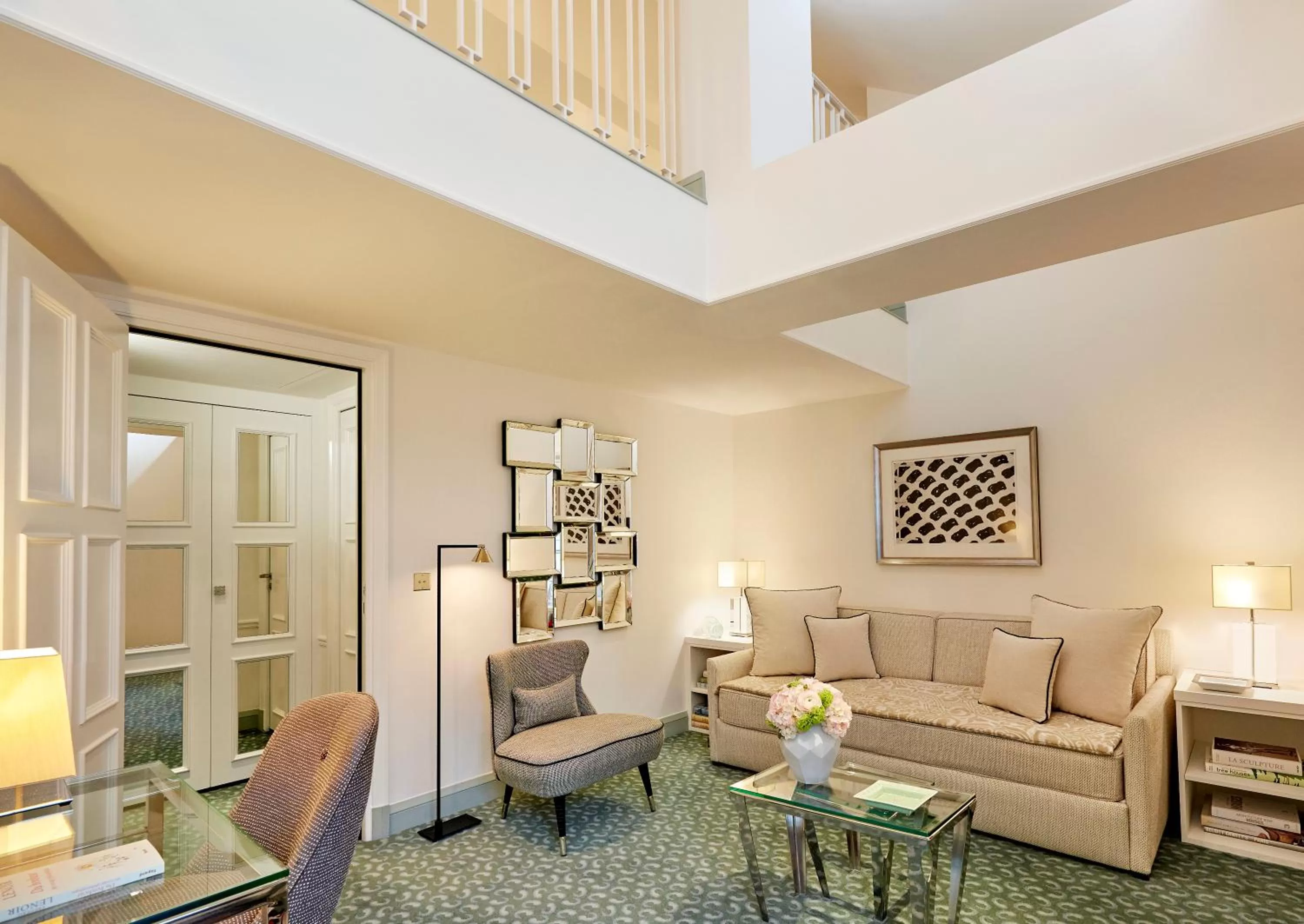 Living room in Le Burgundy Paris