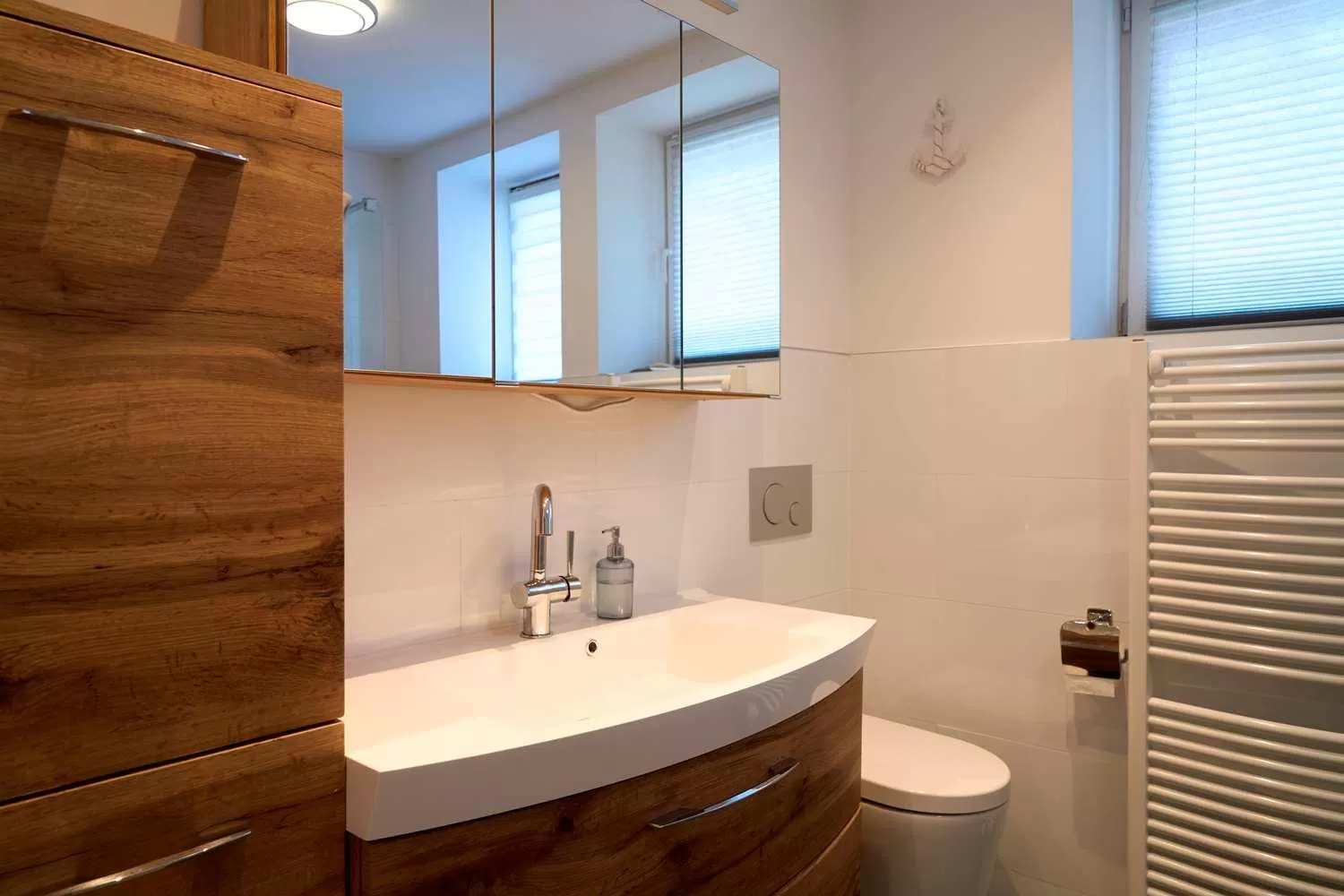 Bathroom in Hotel zur Post Ochsendorf