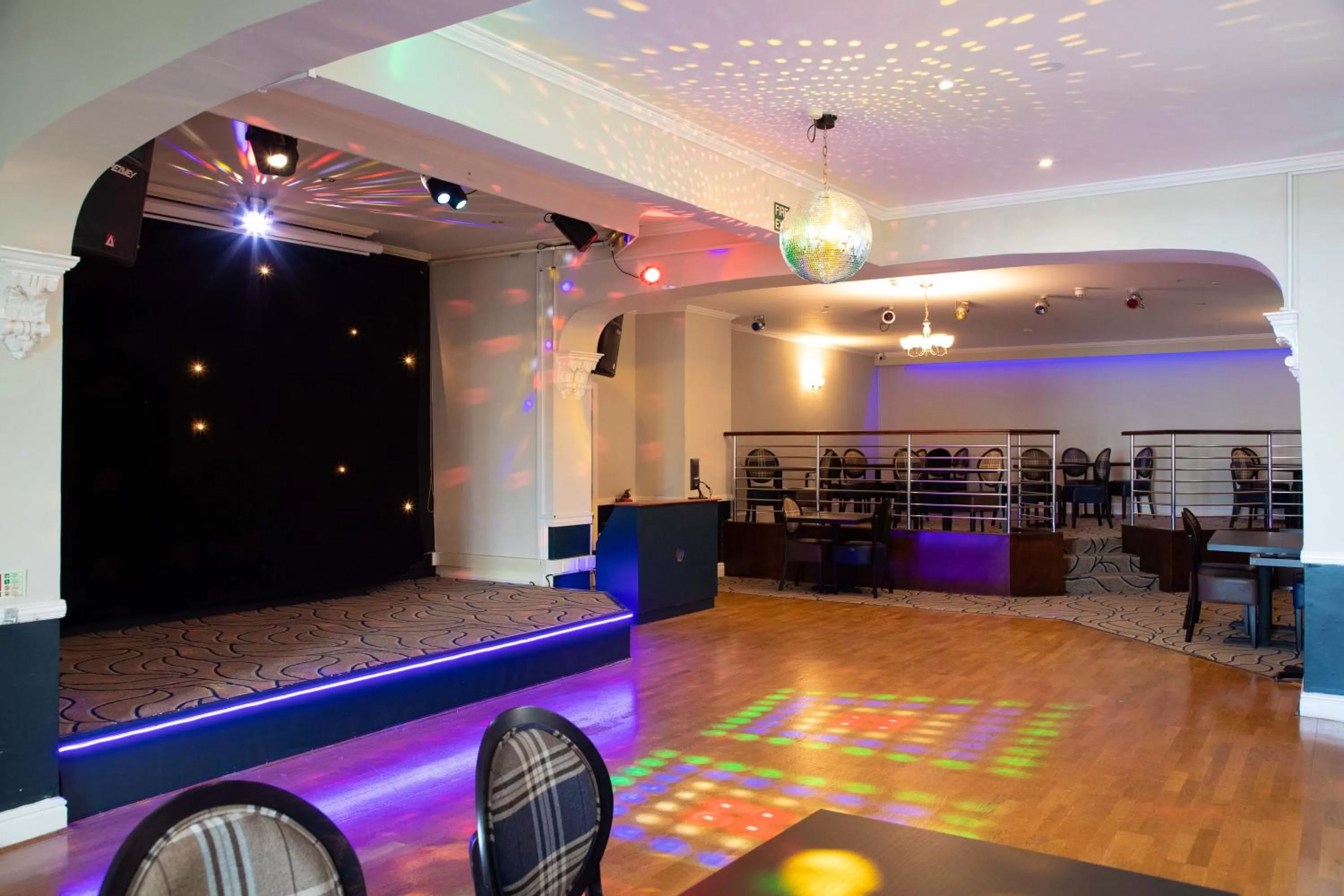 Lounge or bar in The Marine Hotel