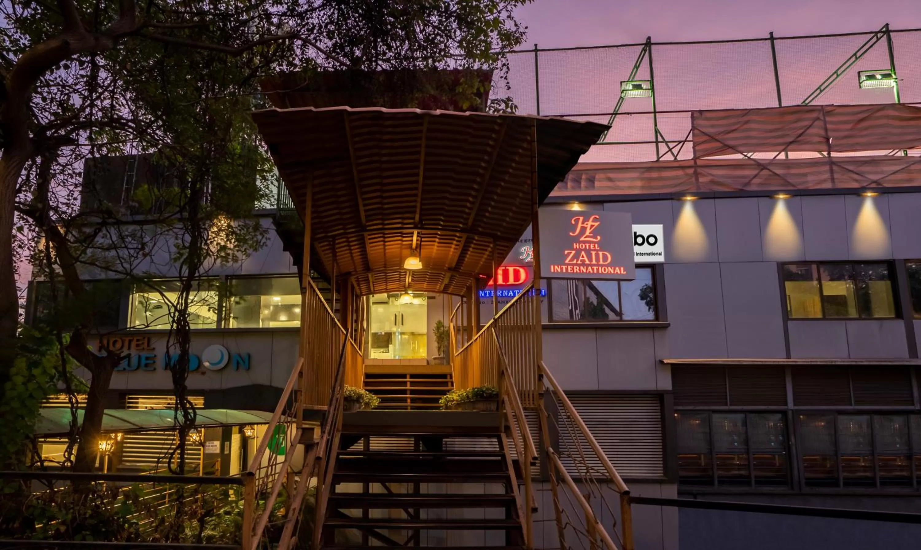 Facade/entrance in Treebo Zaid International Powai