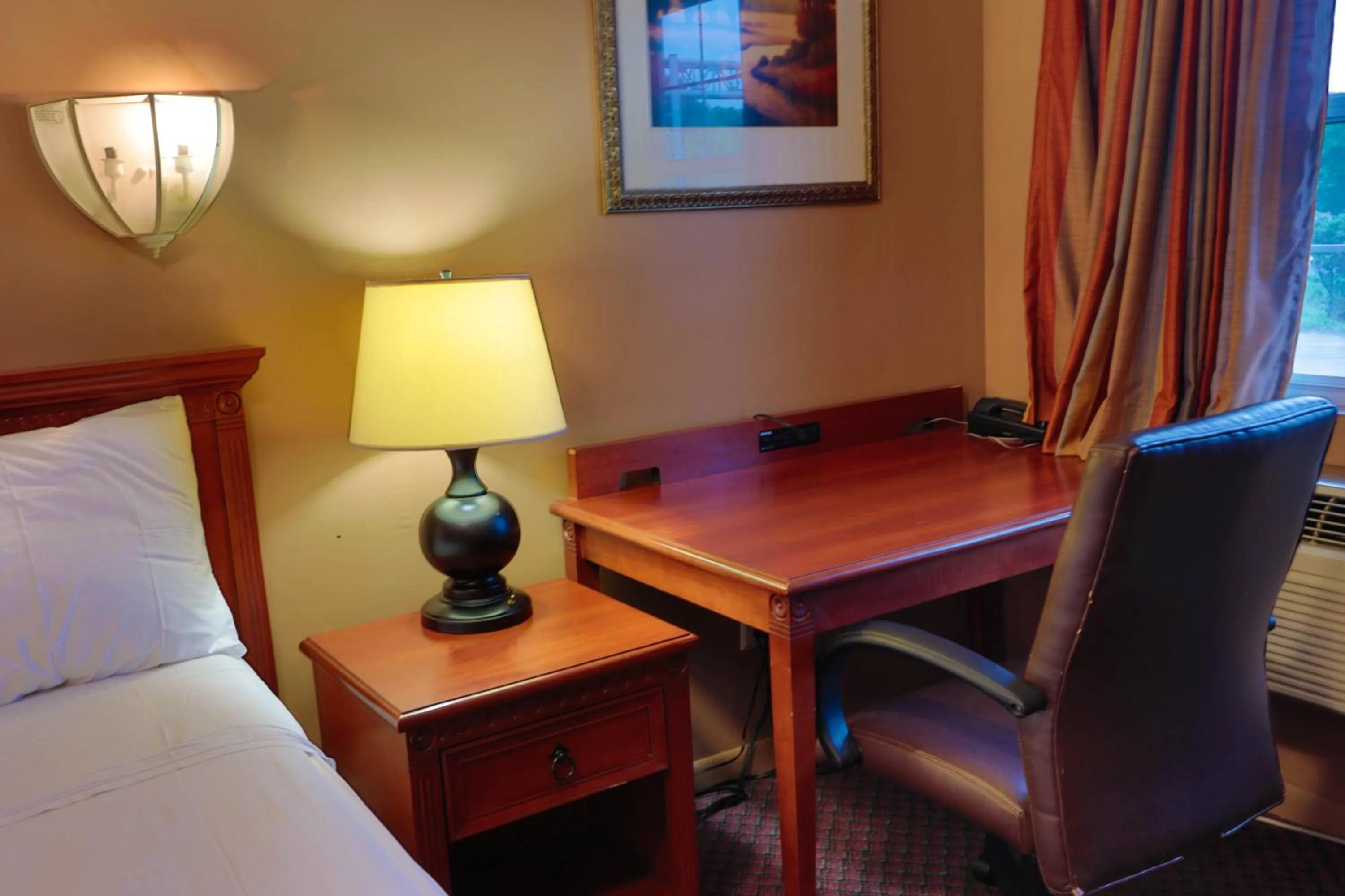 Bed in Red Carpet Inn Berlin