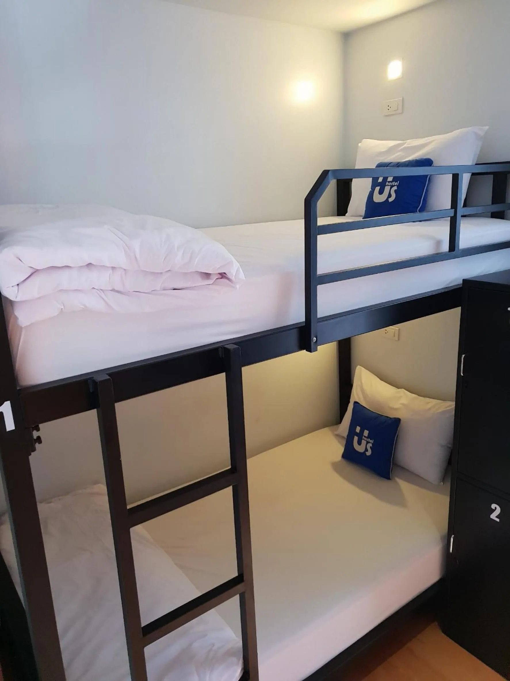 bunk bed, Bed in Us Hostel Samui