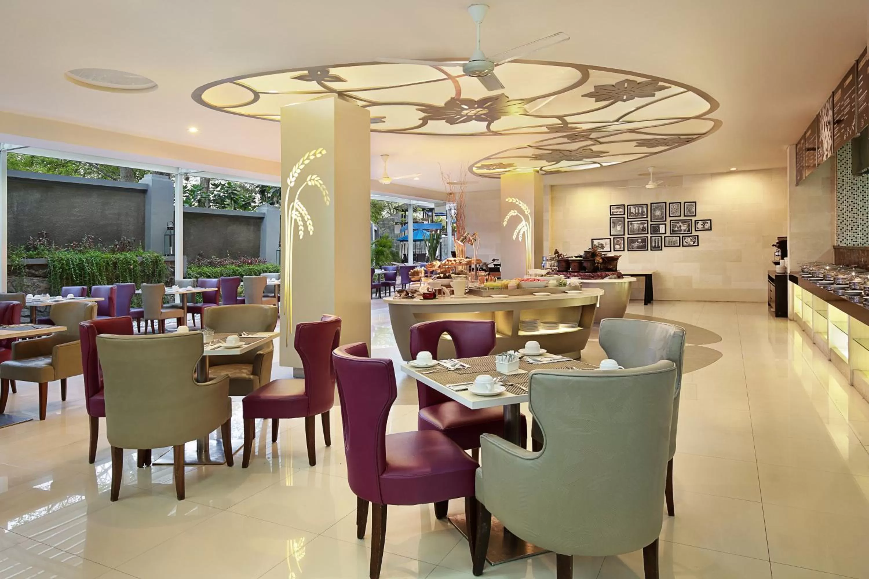 Restaurant/places to eat in Mercure Bali Nusa Dua