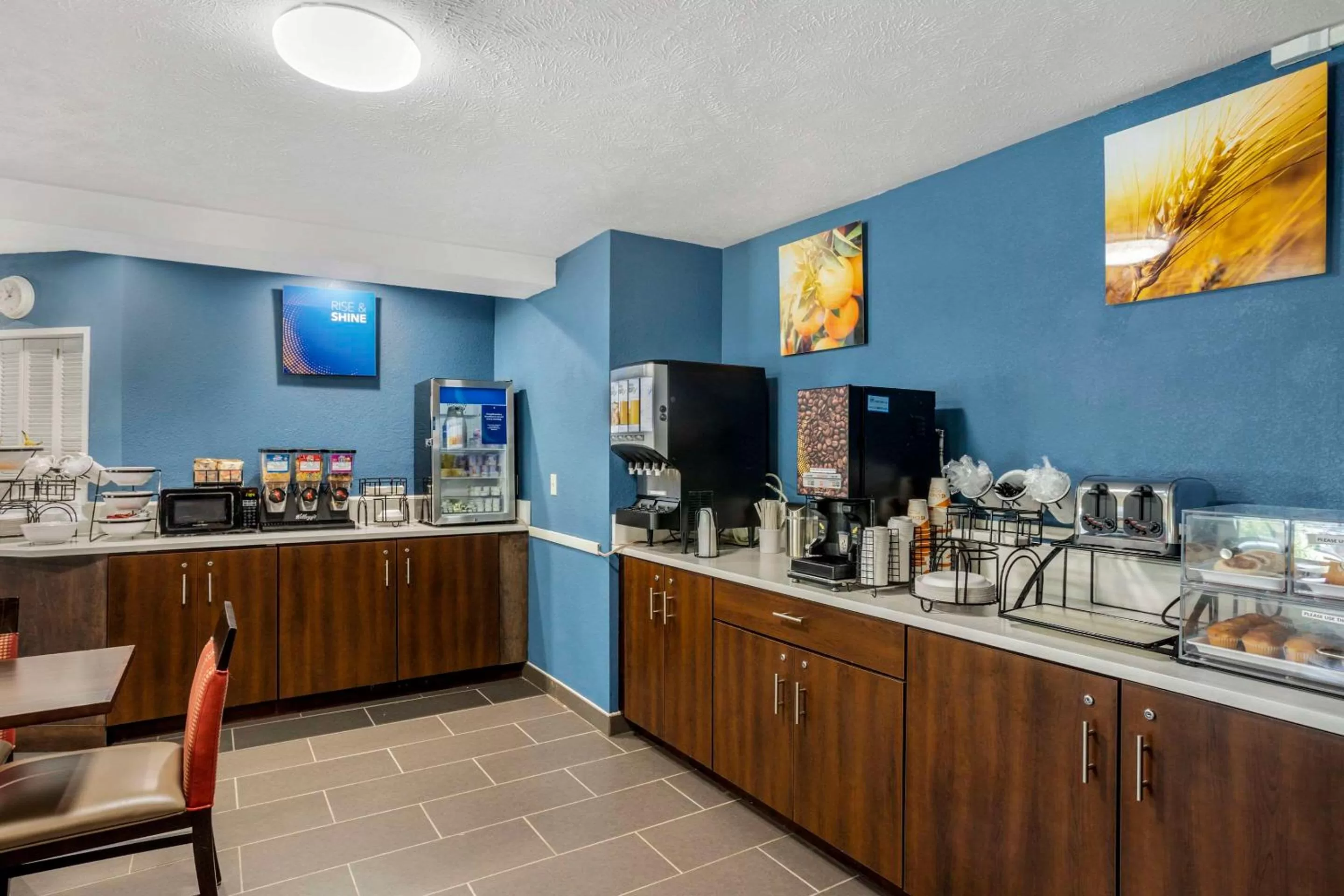 Breakfast in Comfort Inn Huntingdon