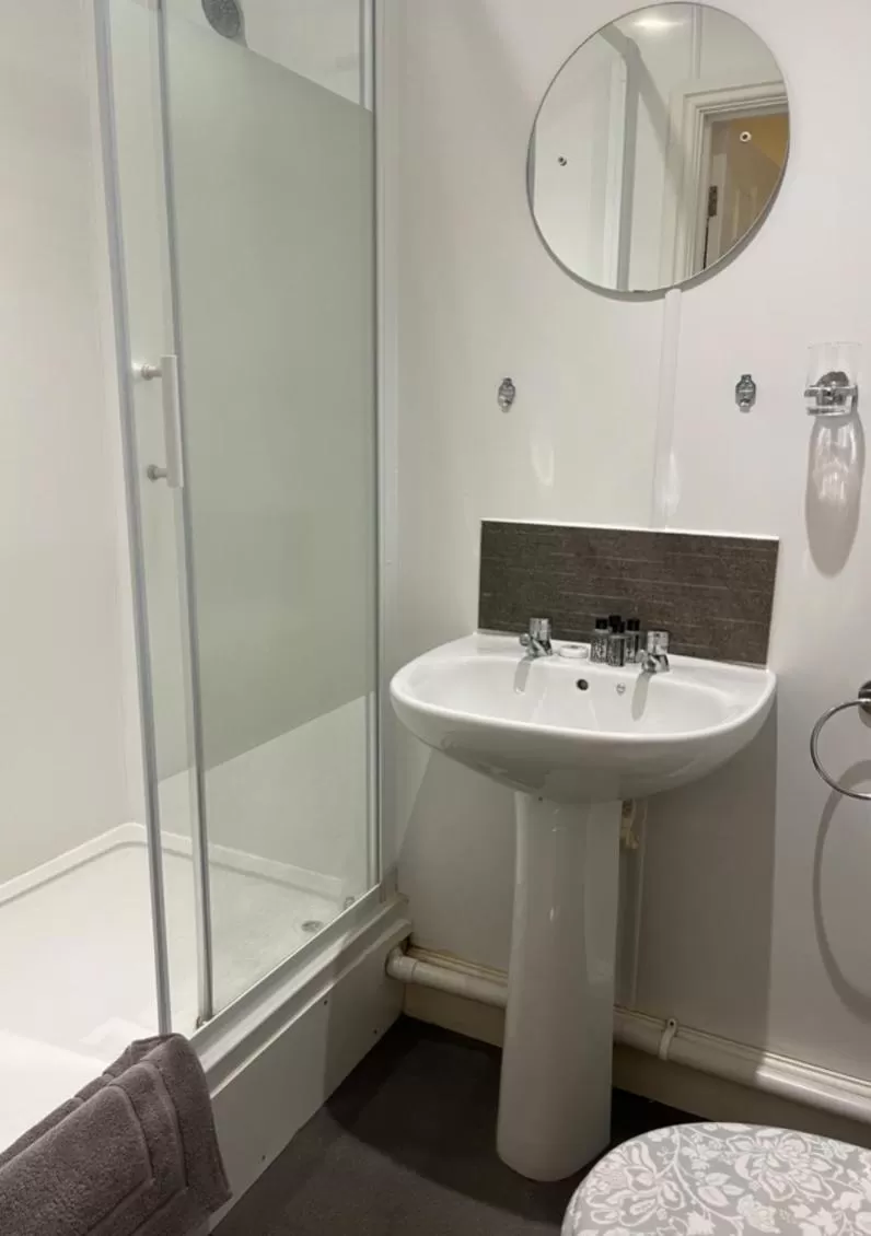 Painters at the Angel