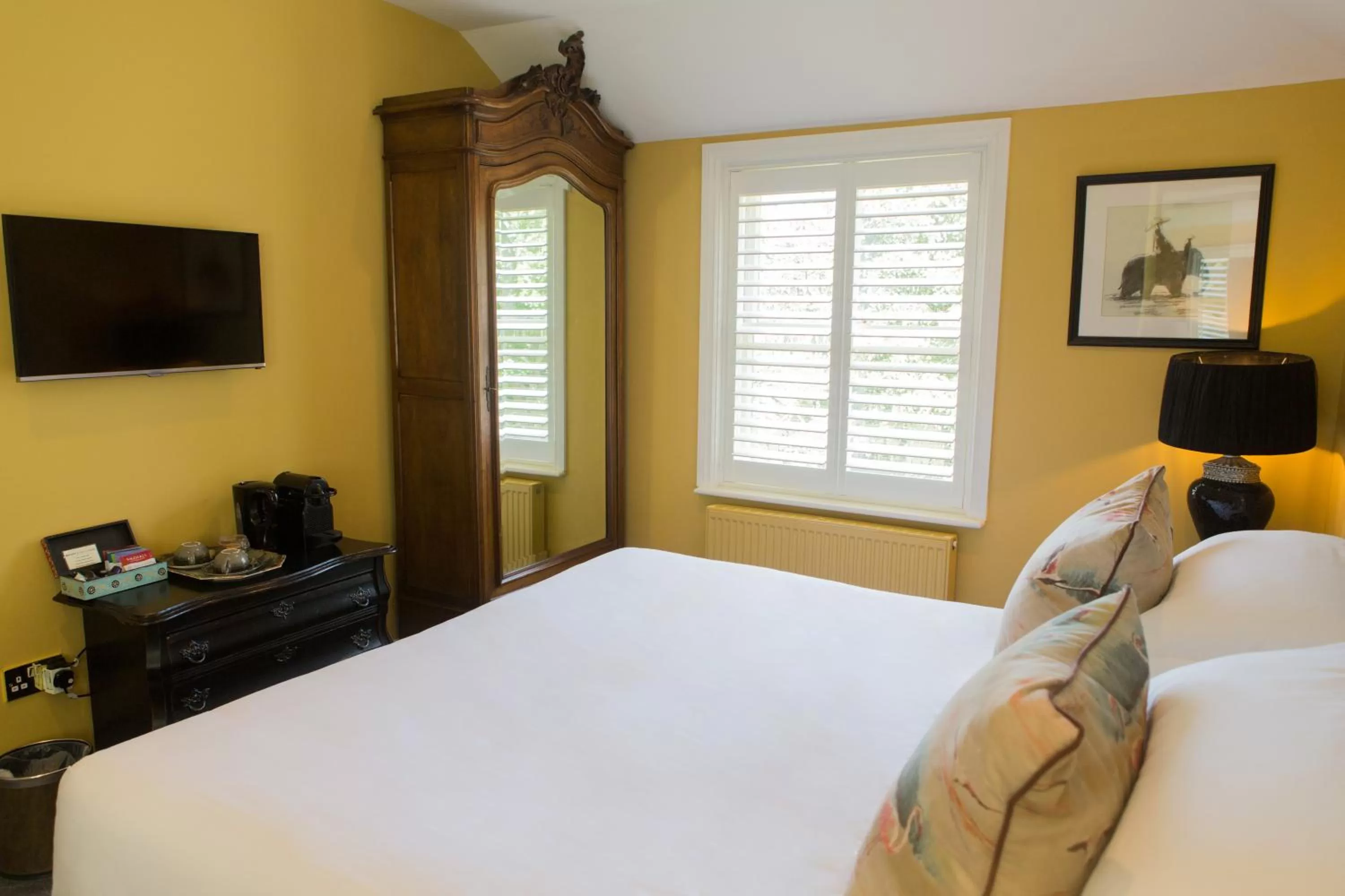 Bed in Mount Edgcumbe