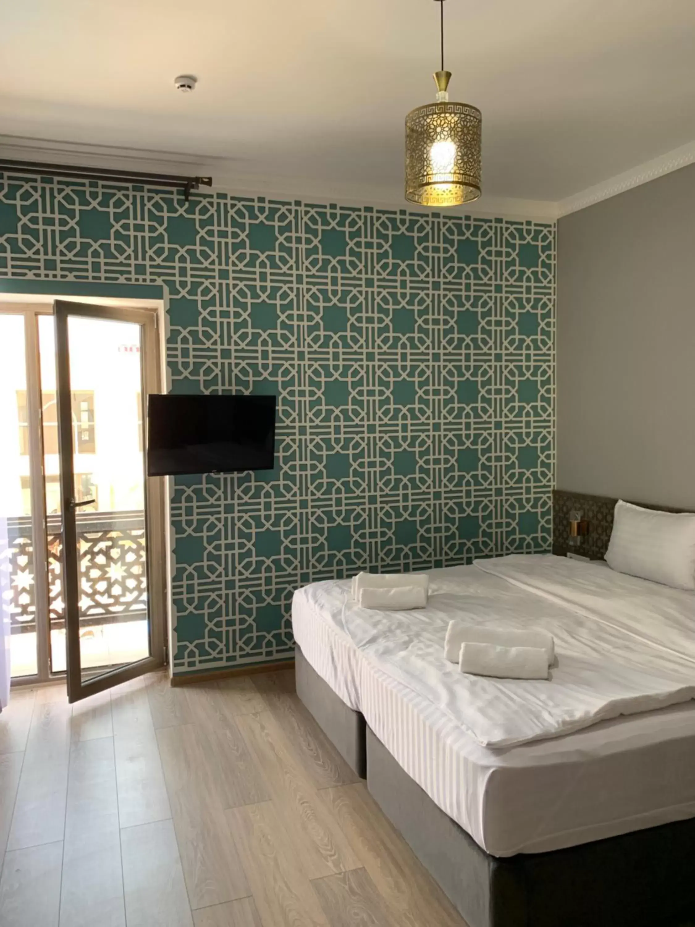 Standard Double or Twin Room with Balcony - single occupancy in Khan Hotel Samarkand Standard Double or Twin Room with Balcony - single occupancy in Khan Hotel Samarkand