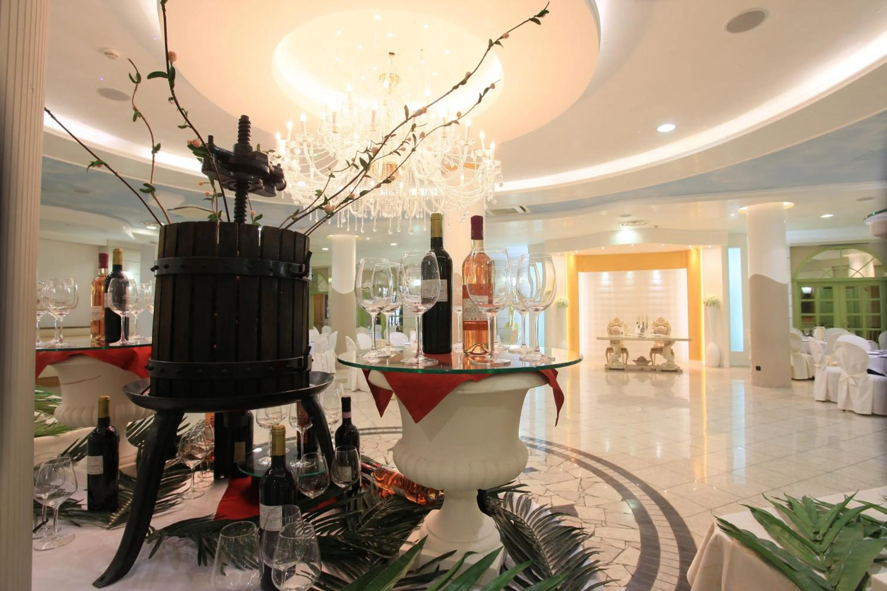 Alcoholic drinks in Balconata 2.0 Banqueting & Accommodations