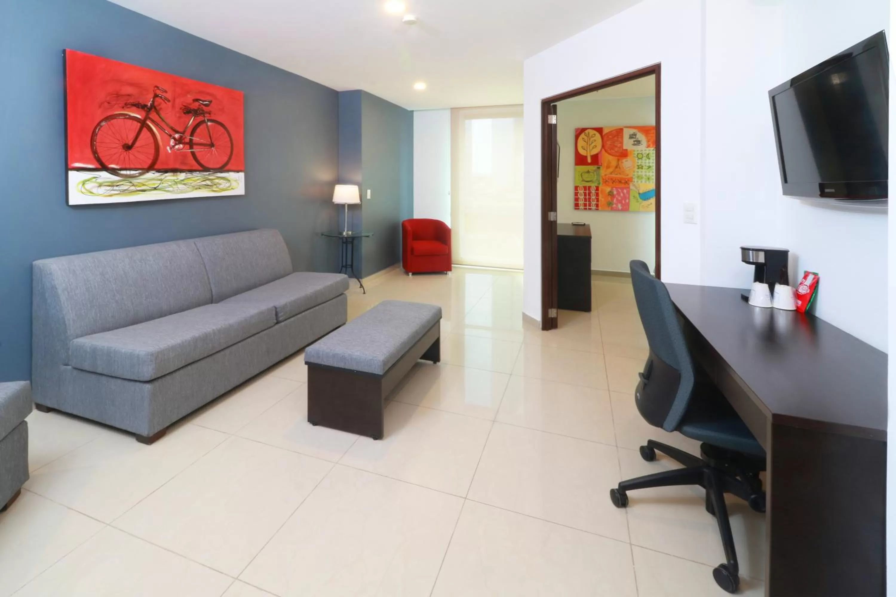 Coffee/tea facilities in Wyndham Garden Guadalajara Acueducto