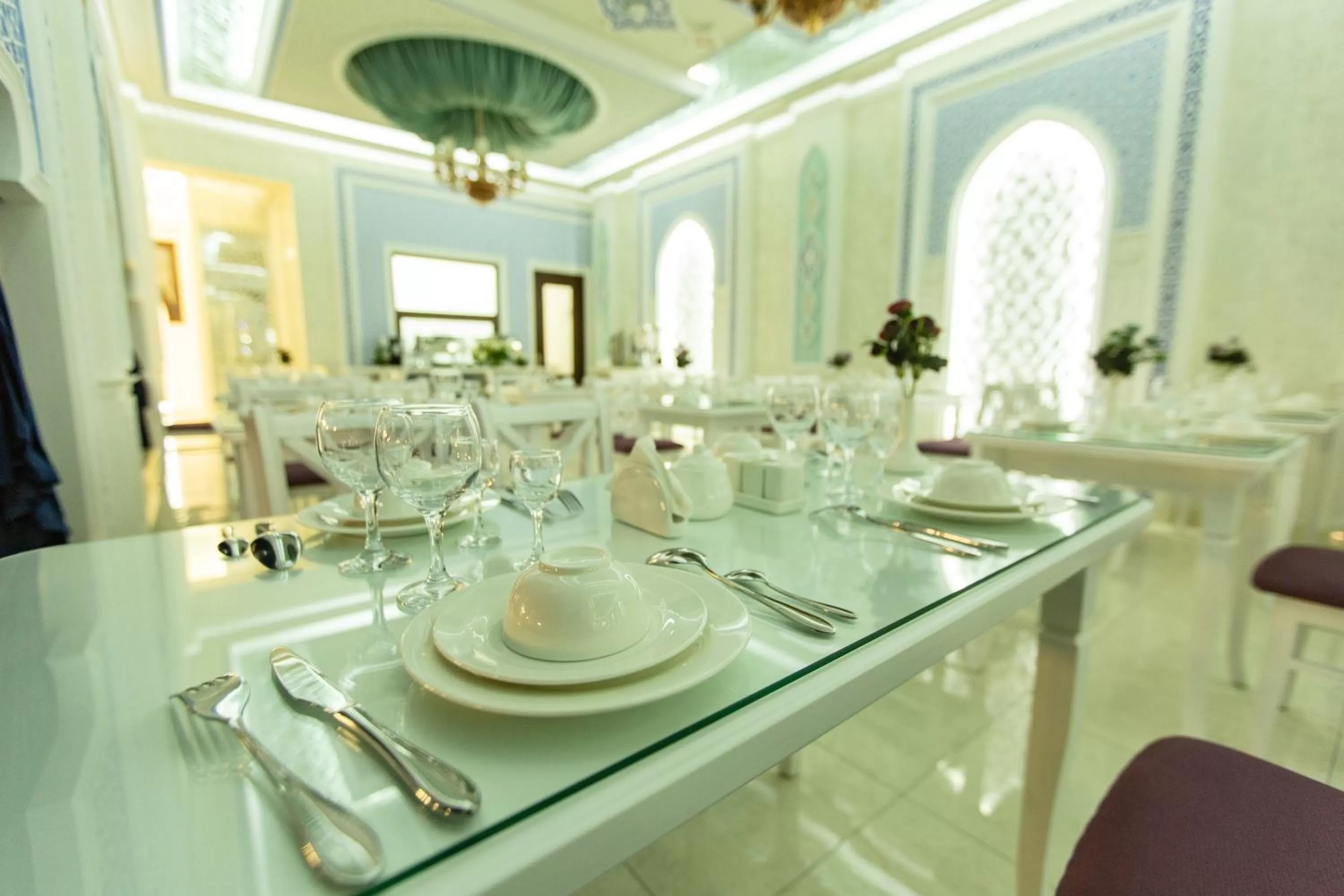 Restaurant/places to eat in Mirzo Boutique Hotel