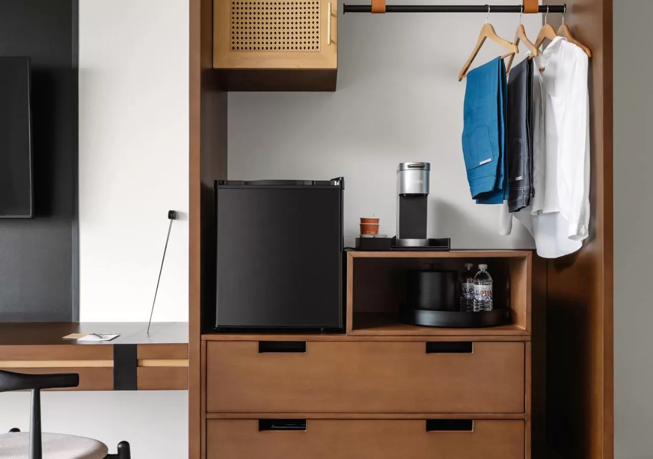 wardrobe in Hotel Tupelo, a Wyndham Hotel