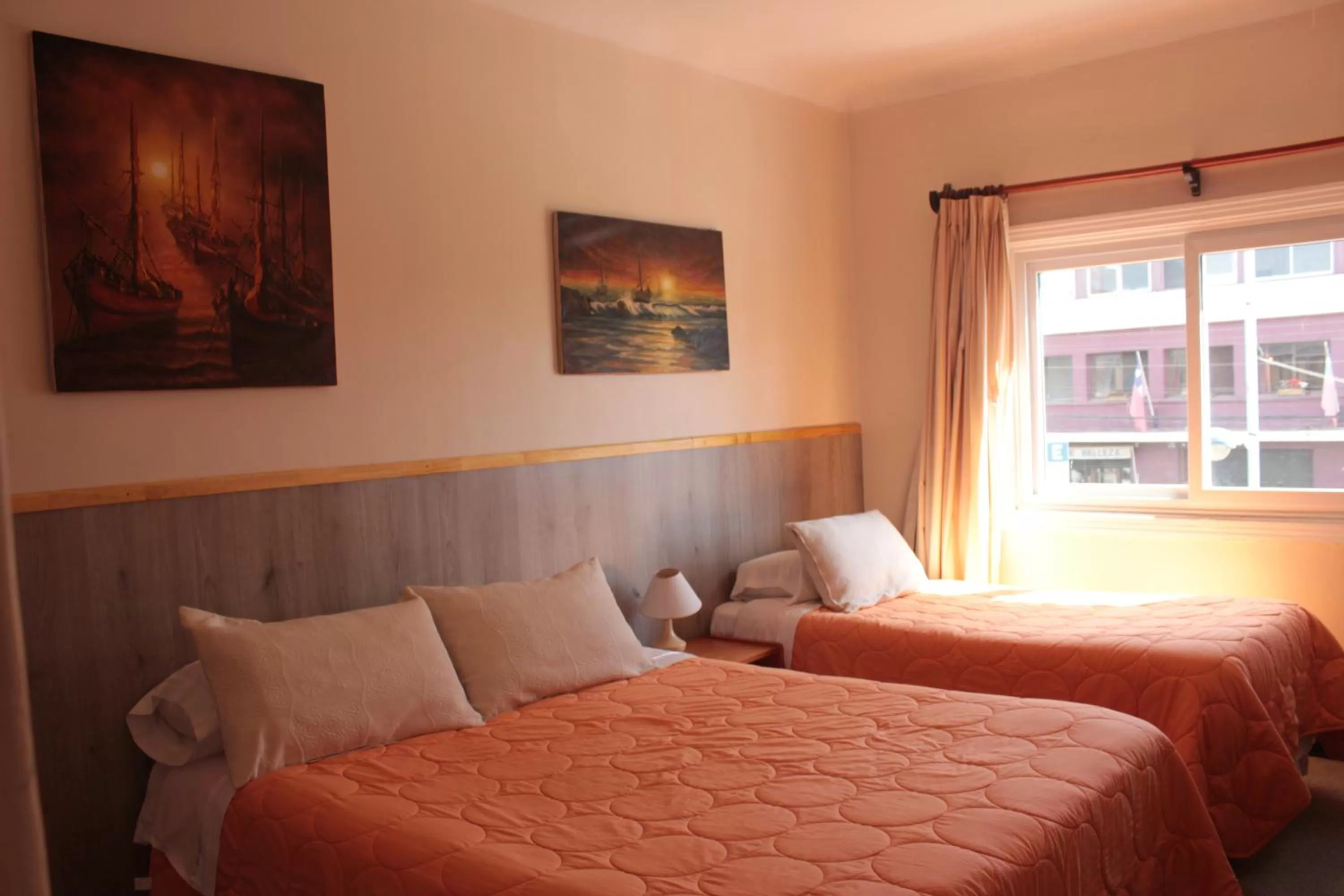 Bed in Alhambra Hotel