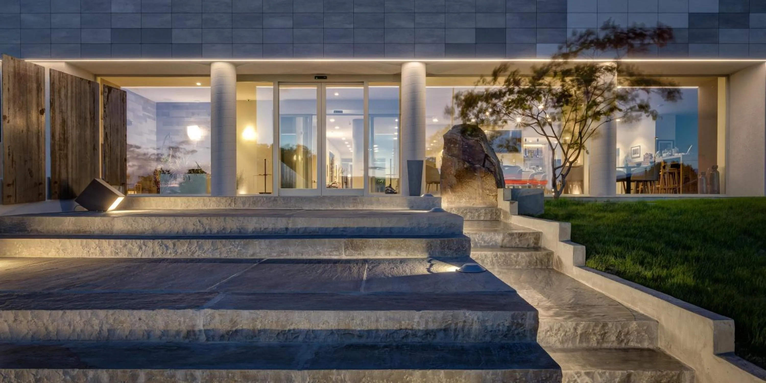 Property building in Hotel The Cube