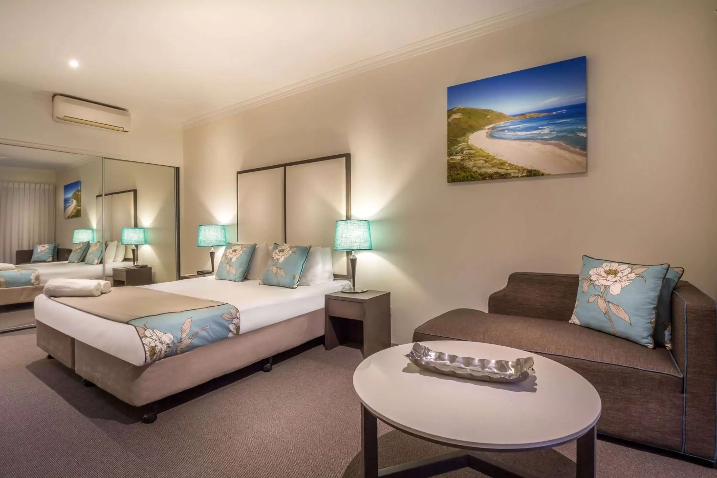 1 King Bed, Deluxe Studio, Ground Floor, Non-Smoking in Club Wyndham Dunsborough, Trademark Collection by Wyndham 1 King Bed, Deluxe Studio, Ground Floor, Non-Smoking in Club Wyndham Dunsborough, Trademark Collection by Wyndham
