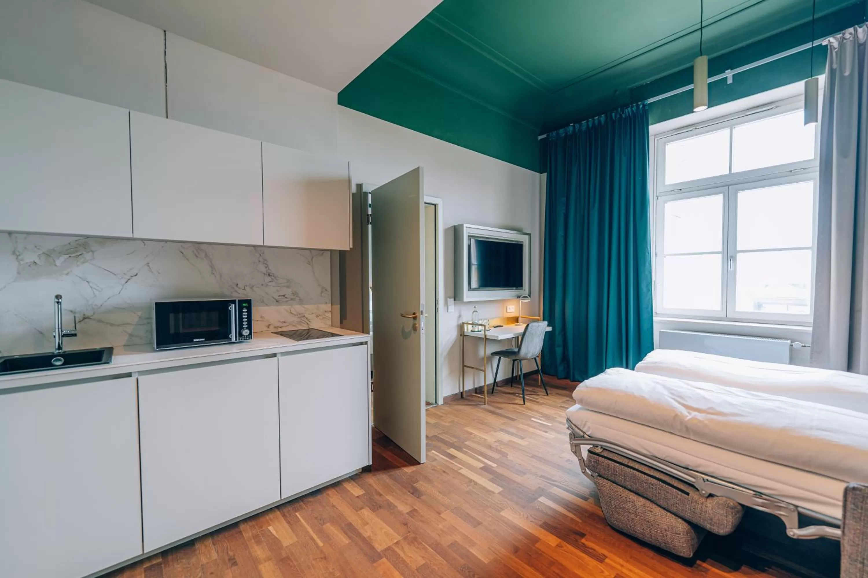 Living room, Bed in Hotel Amalia - Boutique Hotel