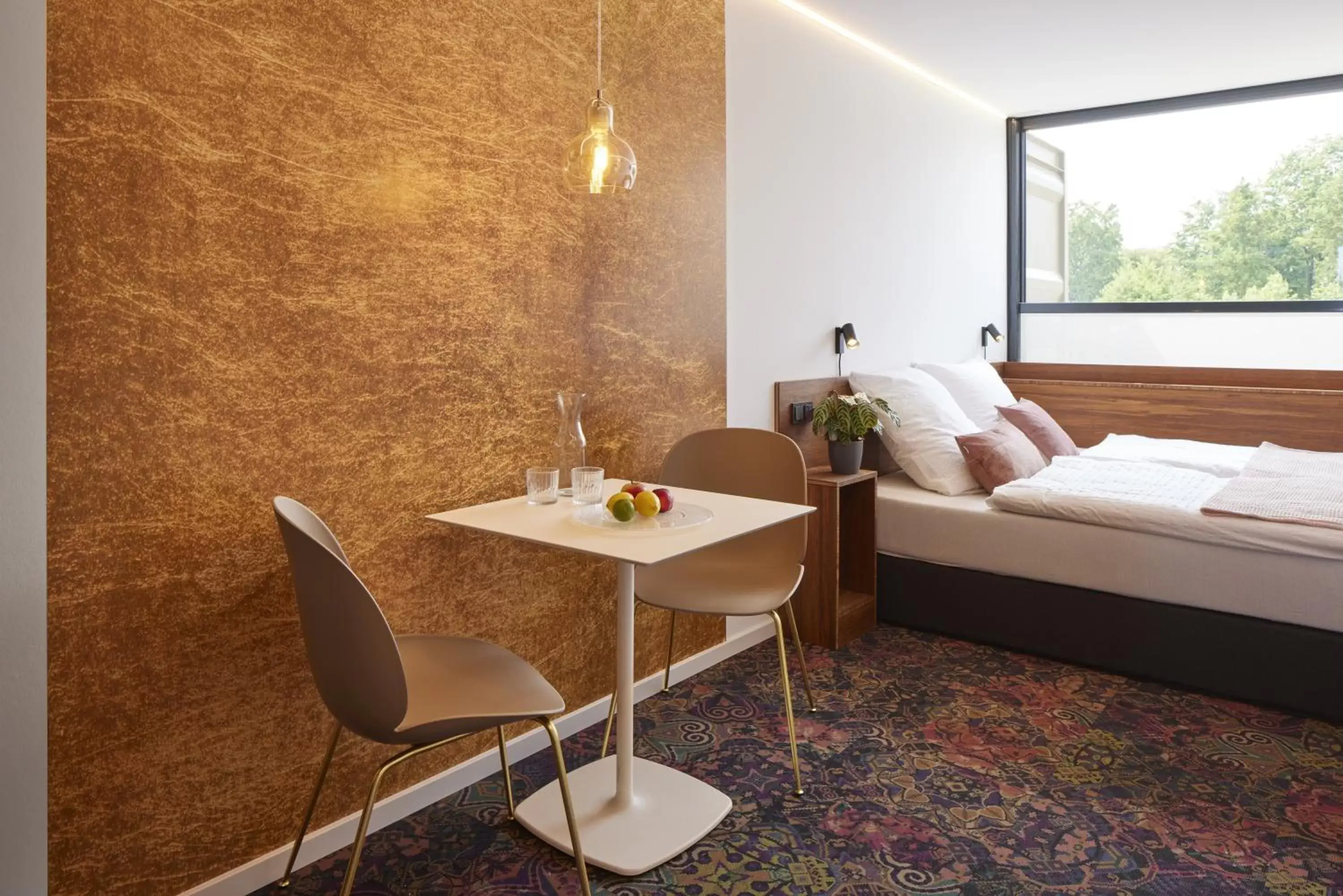 Standard King Room in TIN INN Montabaur l einfach gut - Nachhaltiges Hotel aus Überseecontainern Standard King Room in TIN INN Montabaur l einfach gut - Nachhaltiges Hotel aus Überseecontainern