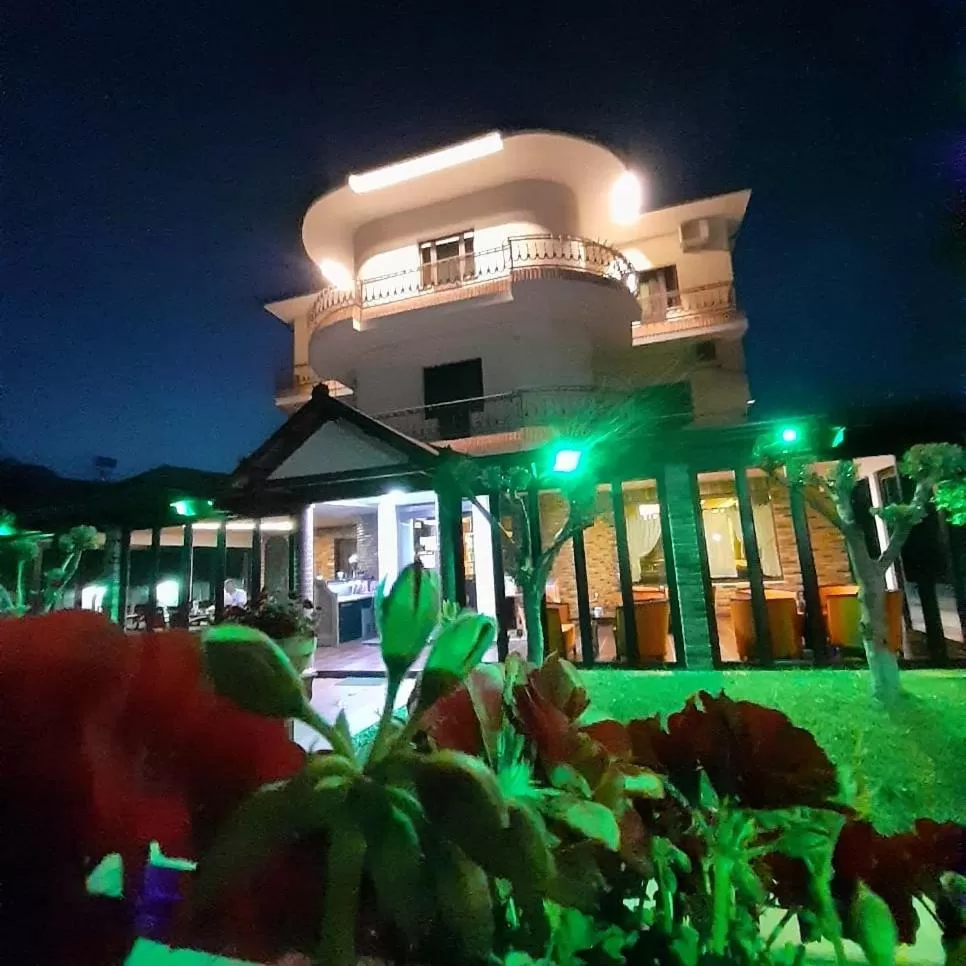 Property Building in Drini Hotel