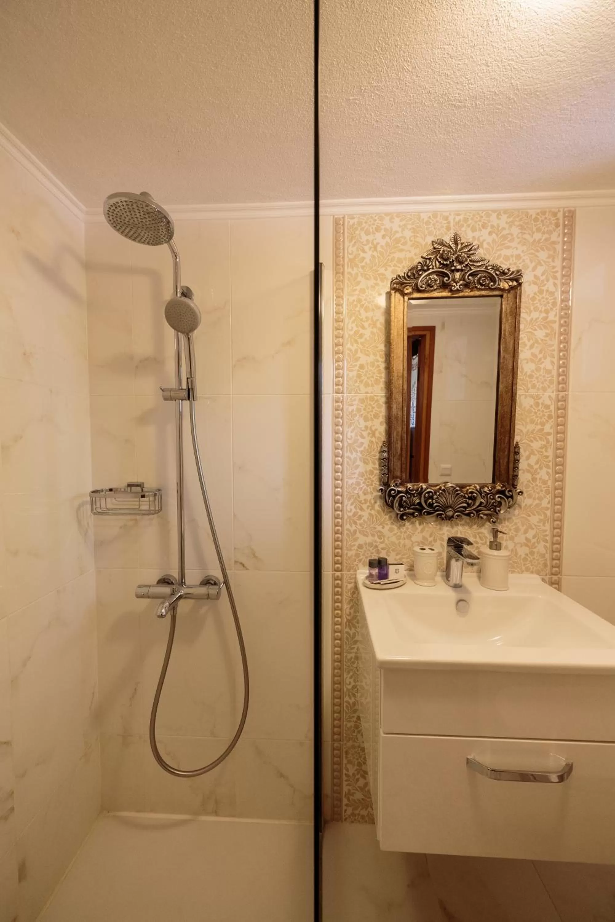 Decorative detail, Bathroom in Ha La Bodrum