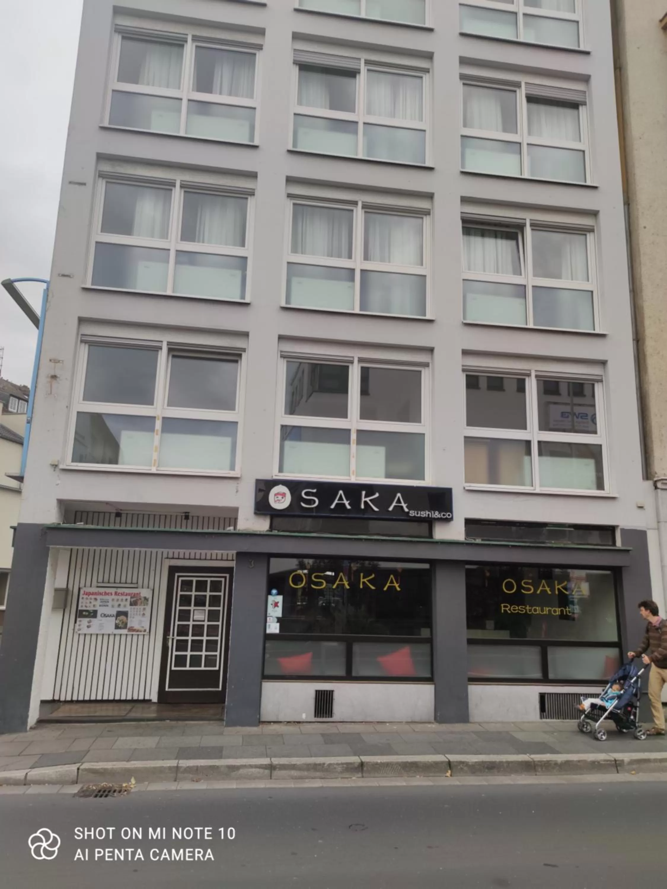 Restaurant/places to eat, Property Building in Hotel 83