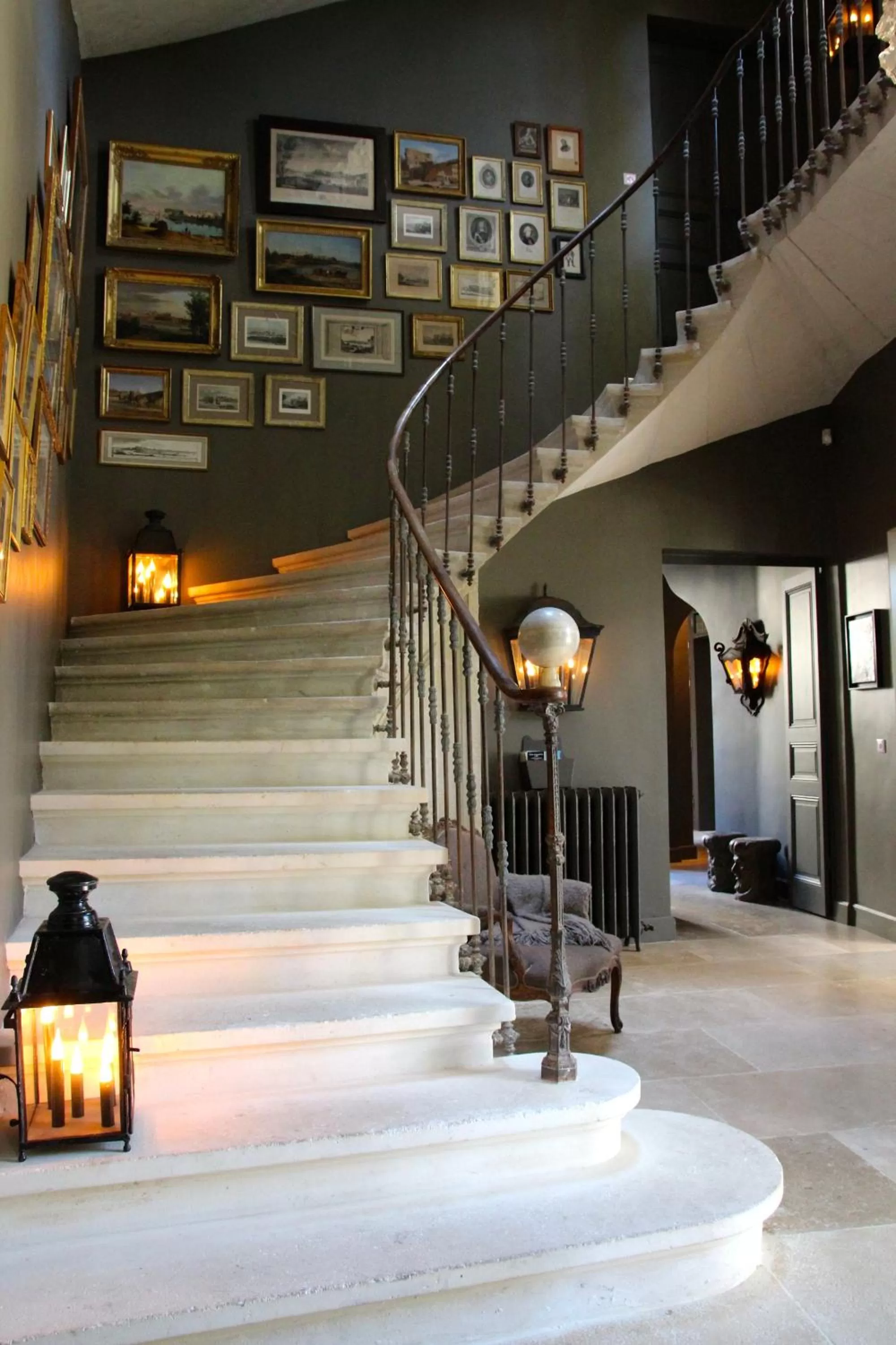 Lobby or reception in La Divine Comédie-Suites Deluxe