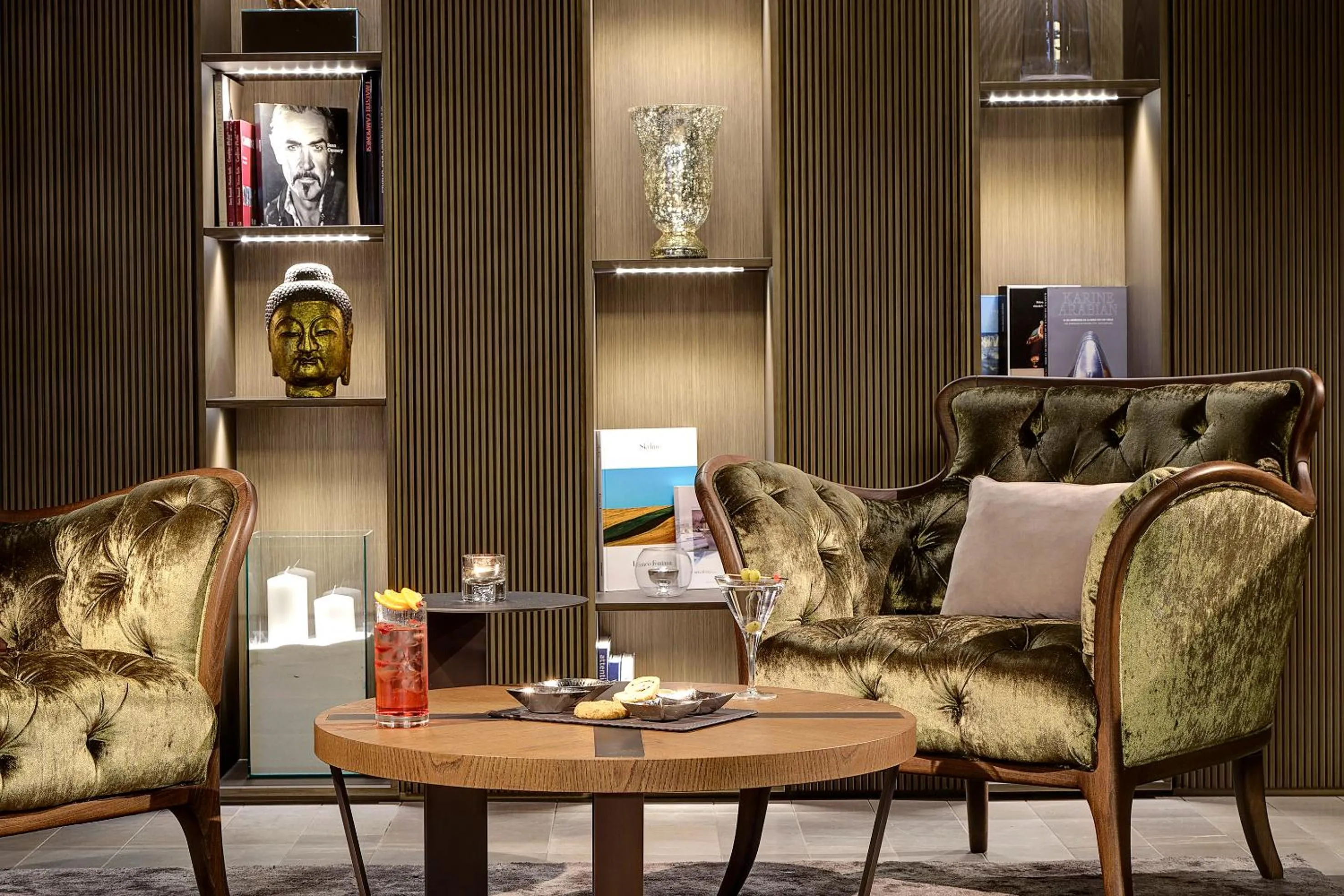 Restaurant/places to eat in Grand Hotel Campione