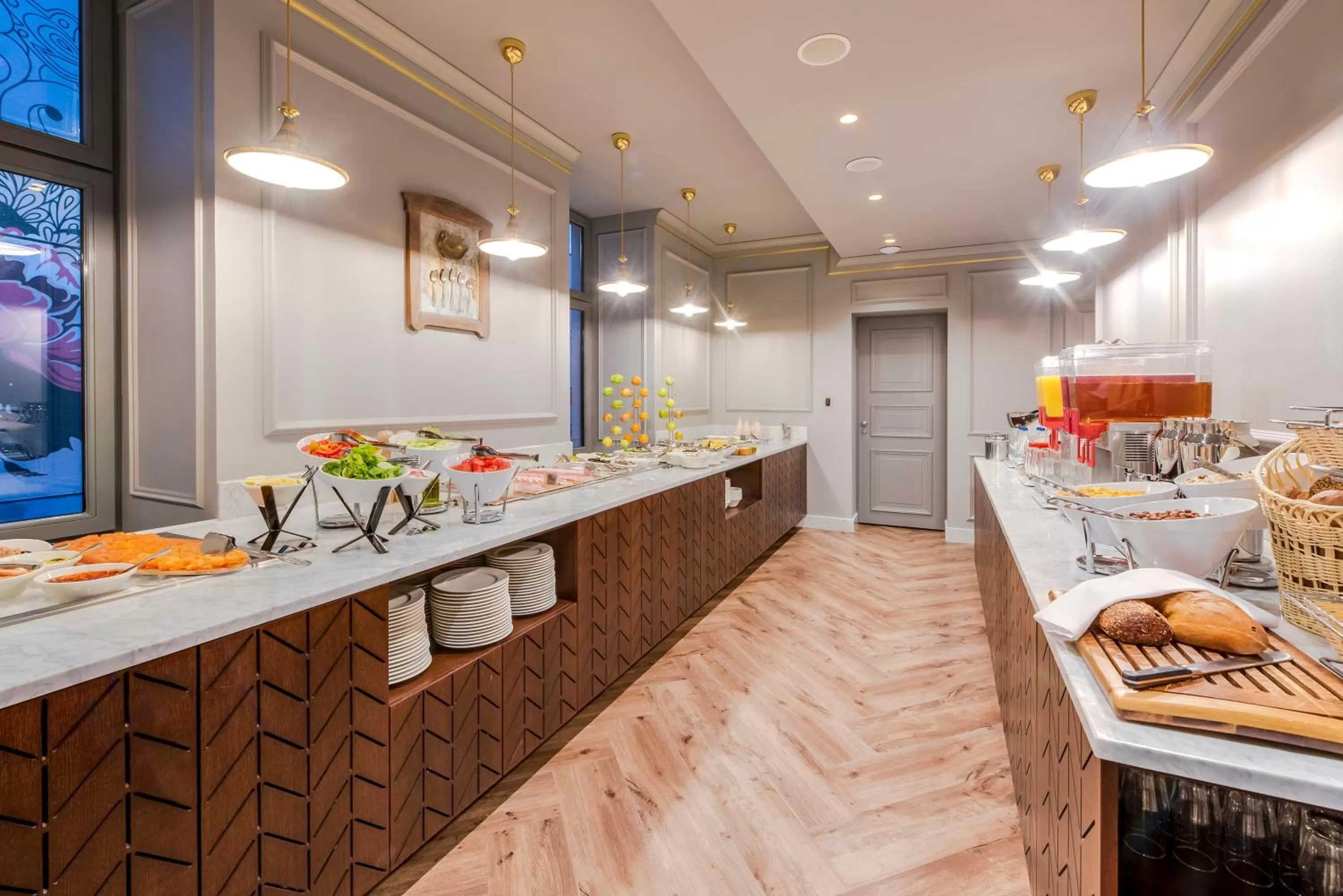 Buffet breakfast in Grand Poet Hotel and SPA by Semarah