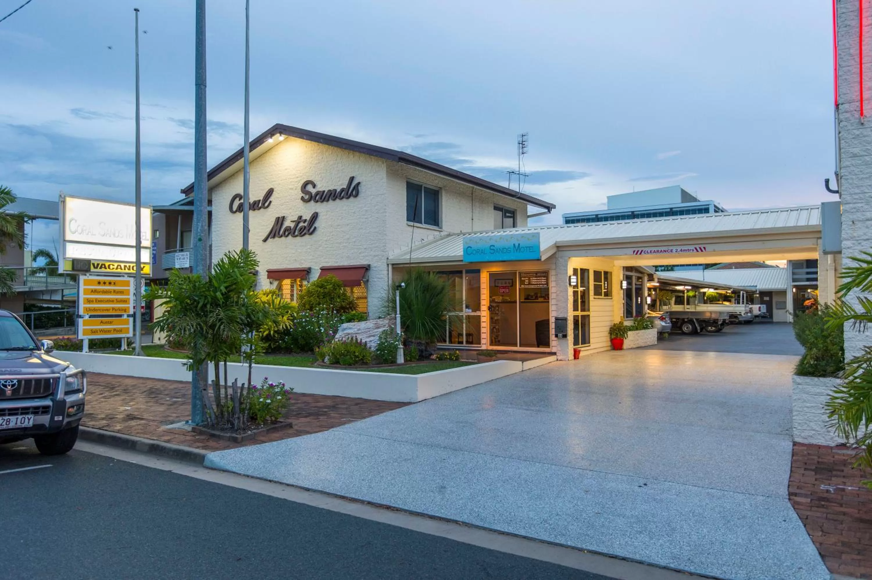 Coral Sands Motel
